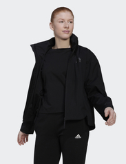 adidas Sportswear - W TRAVEER RR J - takit & päällystakit - black - 3