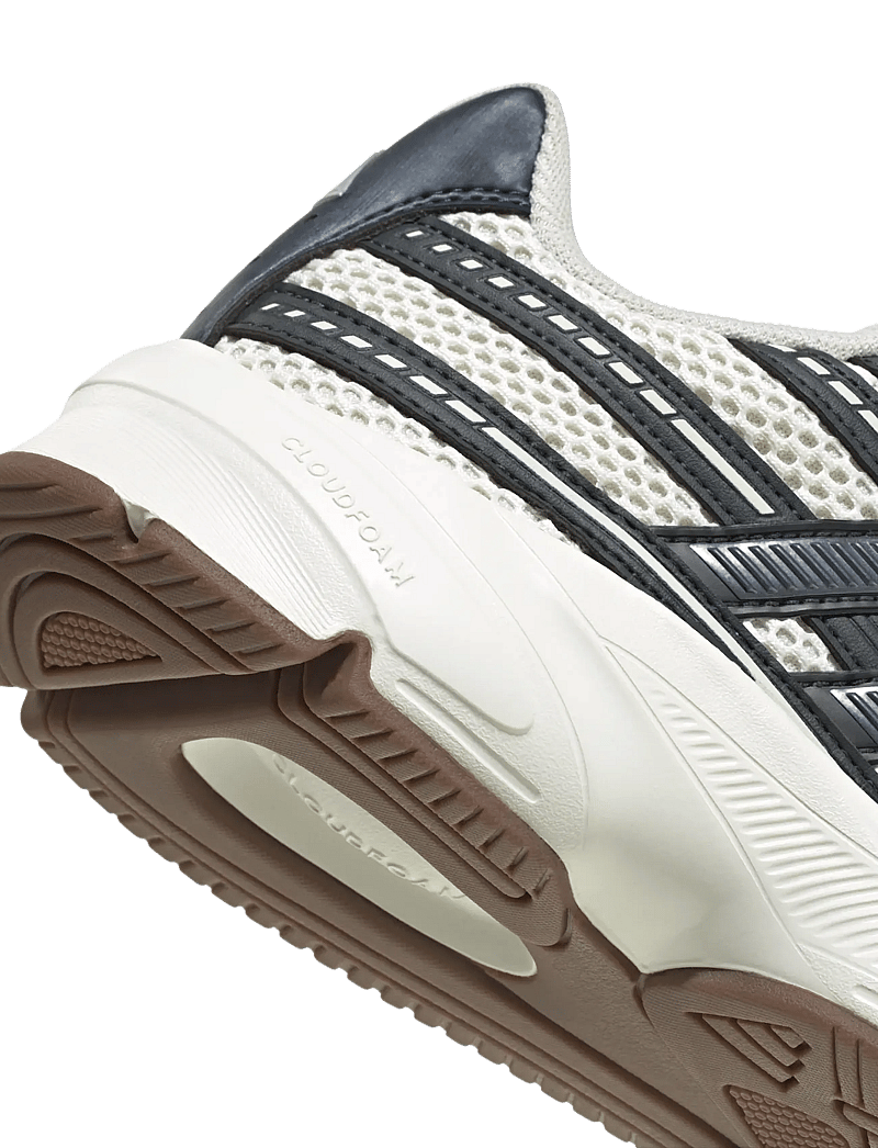 adidas Sportswear - TECHNOCHAOS 2000 - low tops - owhite/trgrme/dkblue - 5