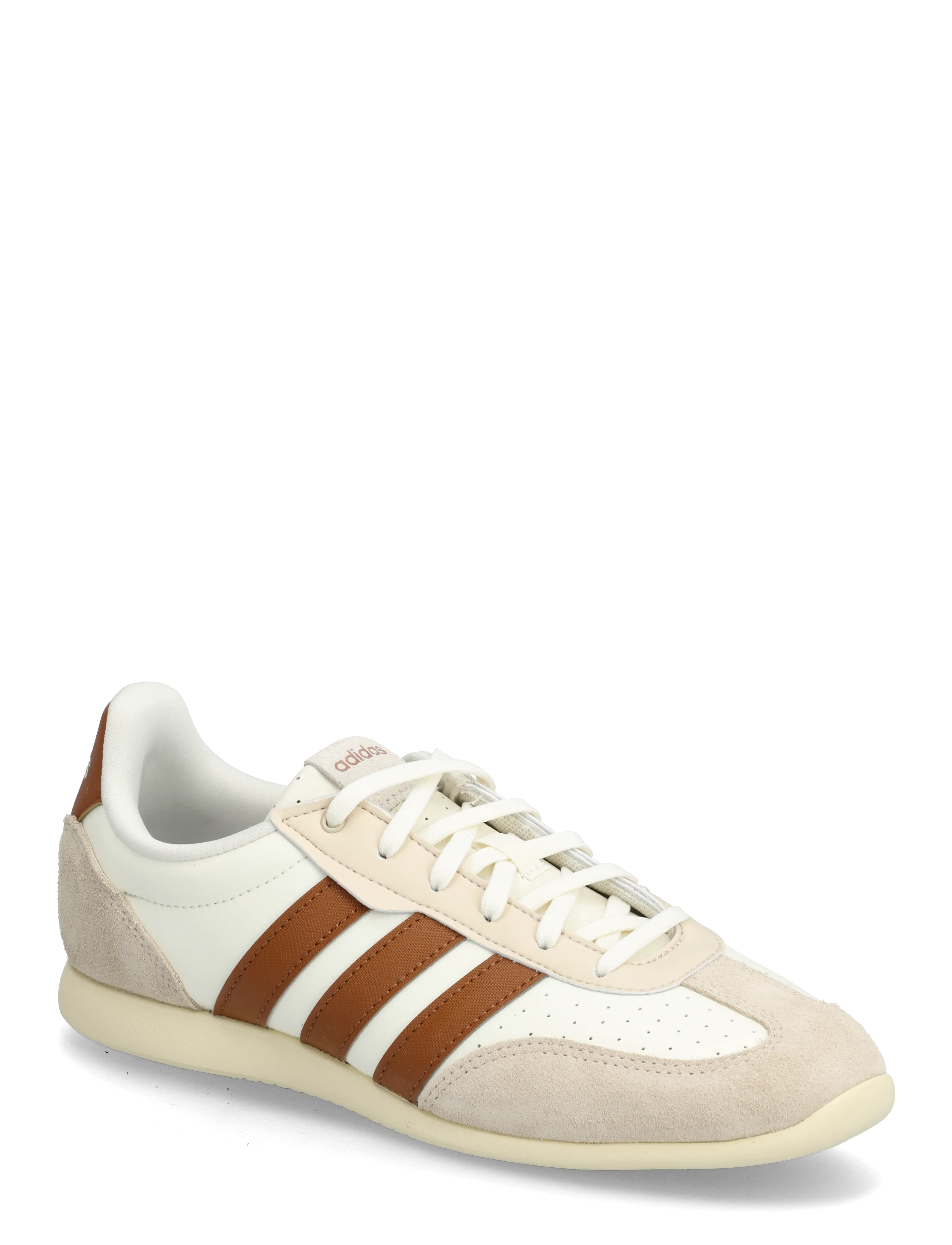 adidas Sportswear BARREDA LO - Sport shoes - OWHITE/DUBR/WARVAN / white