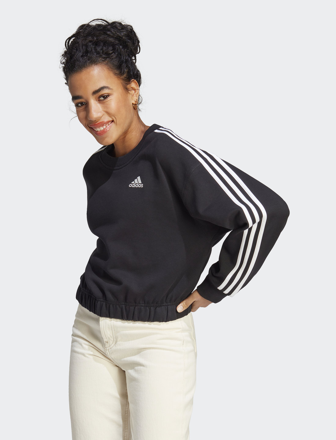 Crop top adidas sweatshirt