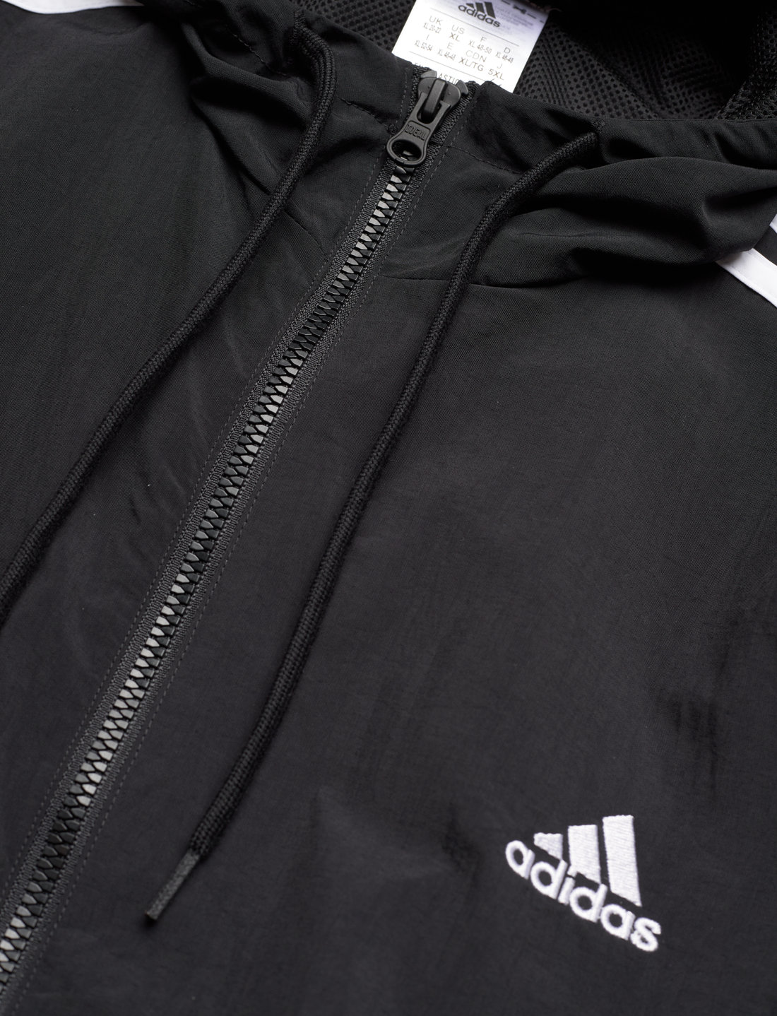 adidas Sportswear Essentials 3 stripes Woven Windbreaker Sports jackets Boozt