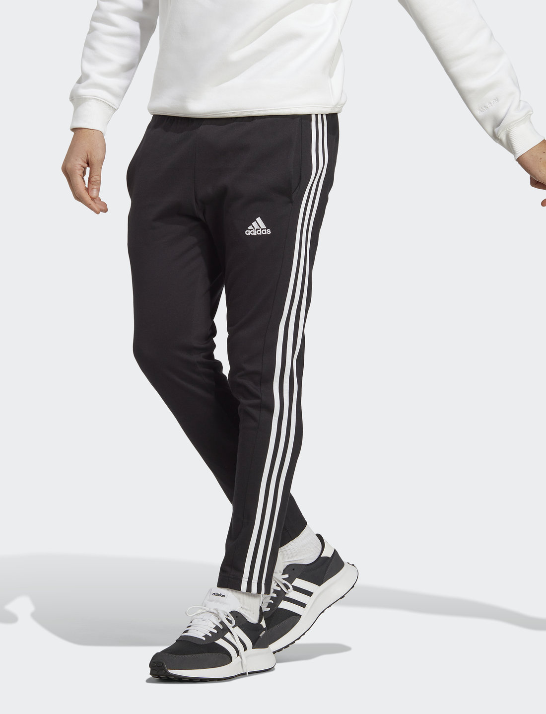 Regular top tapered adidas
