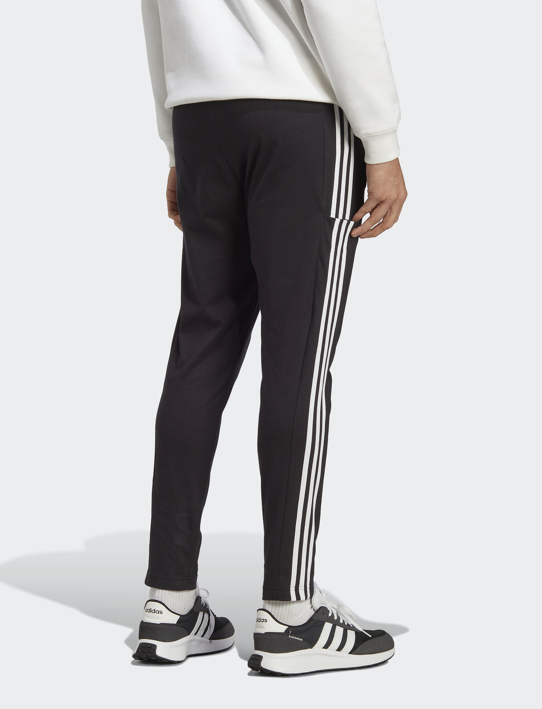 adidas Sportswear Essentials Single Jersey Tapered Open Hem 3