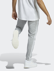 adidas Sportswear - M 3S SJ TO PT - treningsbukser - mgreyh/white - 5
