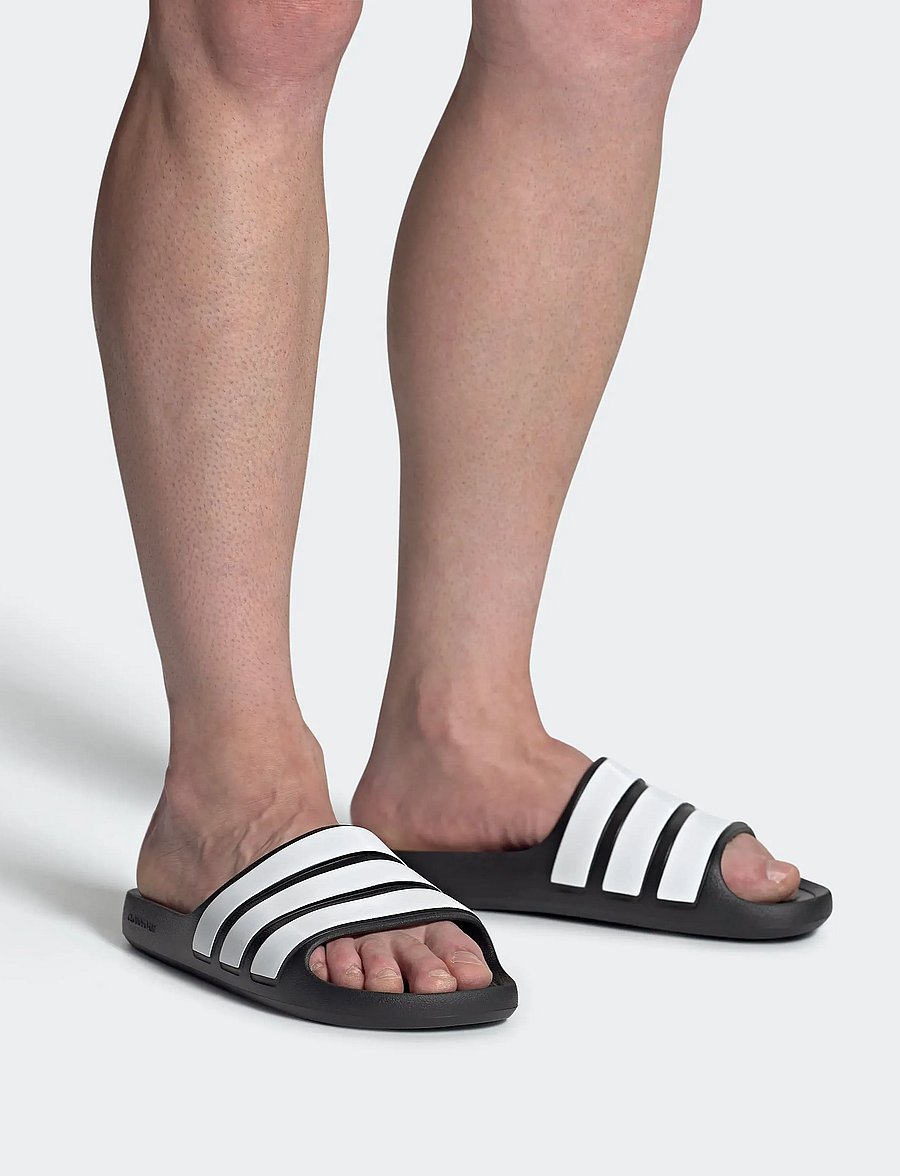 adidas Sportswear - ADILETTE FLOW - cblack/ftwwht/cblack - 0