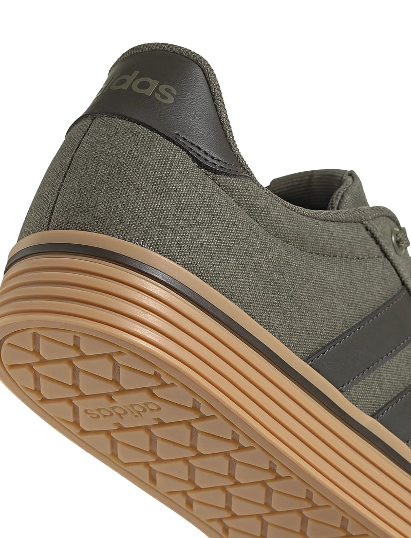 adidas Sportswear - DAILY 4.0 - låga sneakers - olistr/shaoli/gum3 - 5