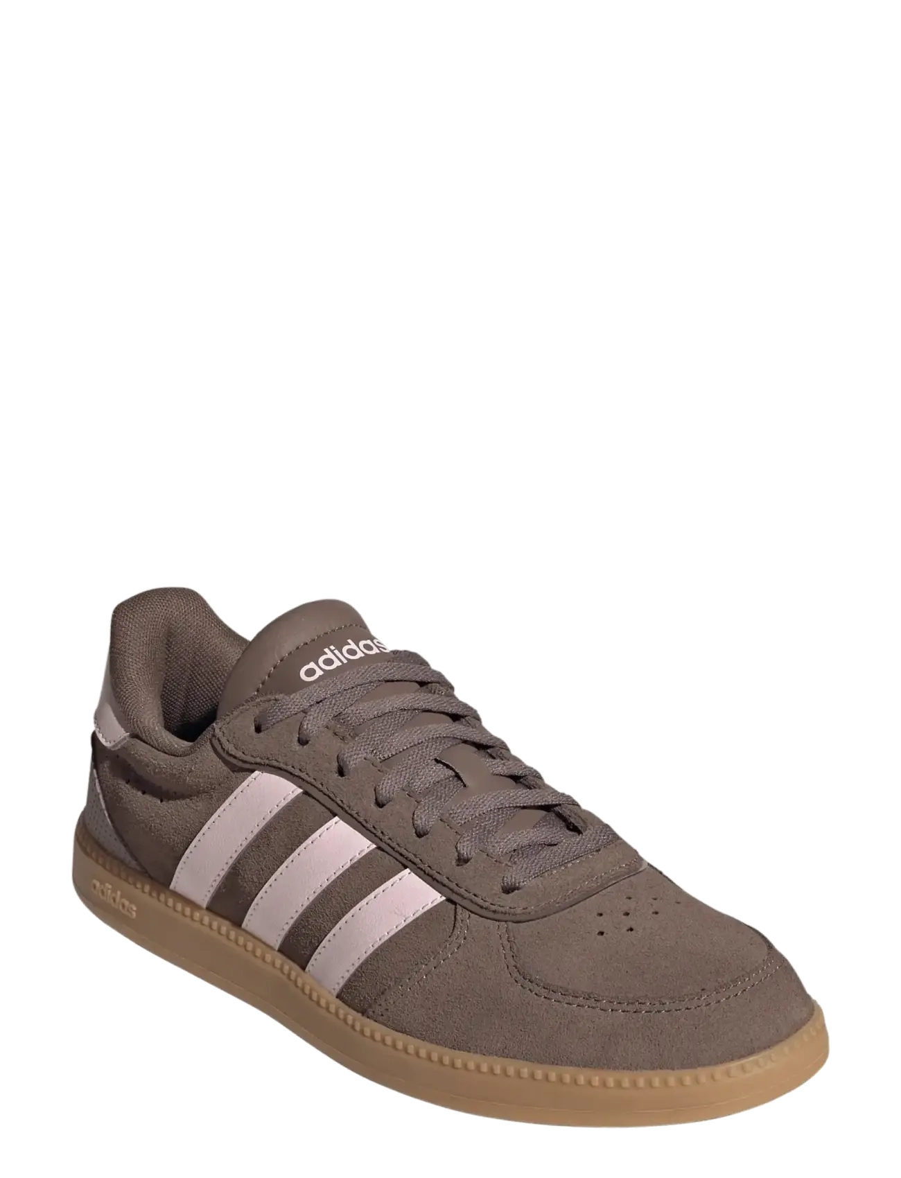 adidas Sportswear BREAKNET SLEEK - Lave sneakers - EARSTR/CLPINK/GUM3 / brown