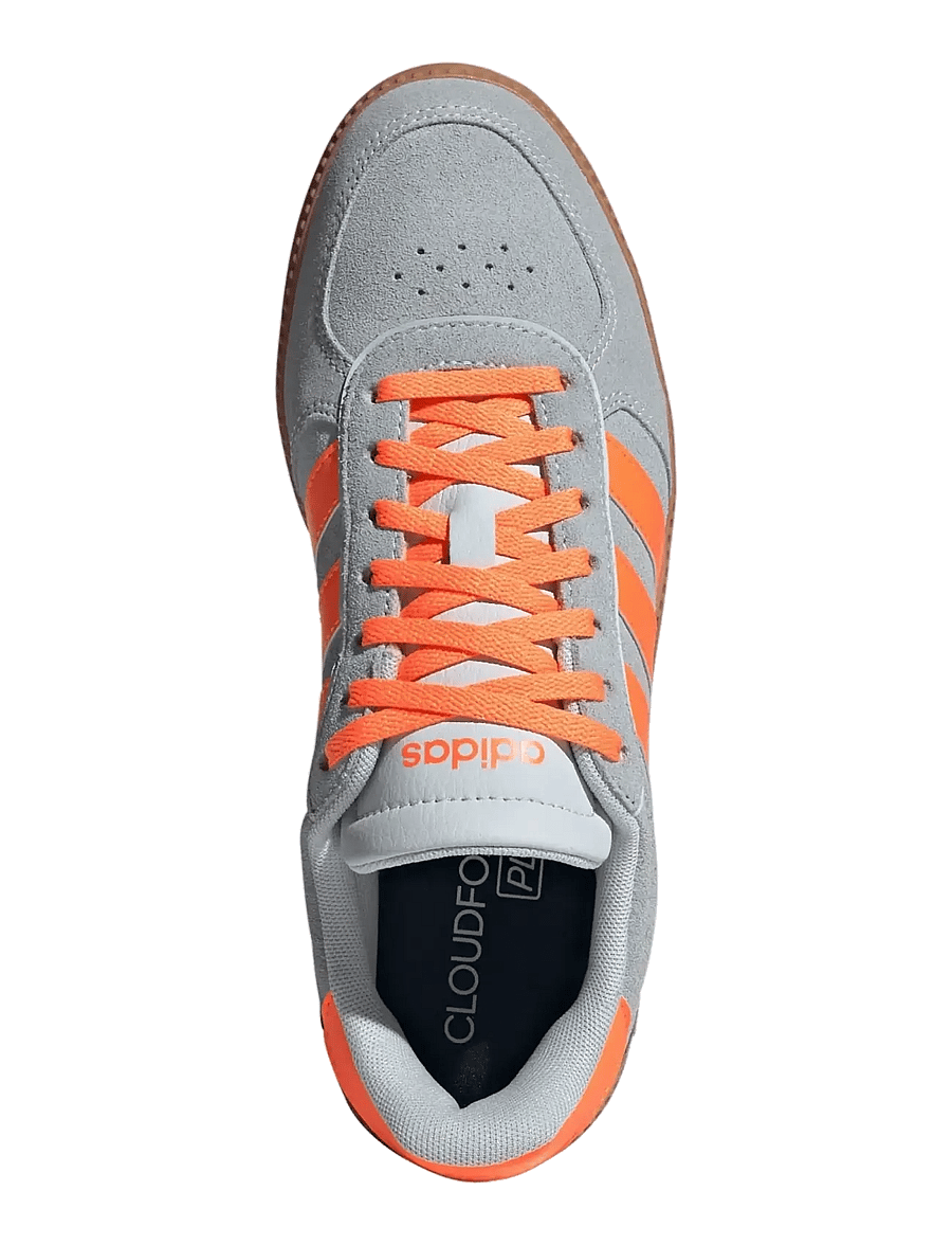 adidas Sportswear - BREAKNET SLEEK - låga sneakers - halblu/luor/gum10 - 4