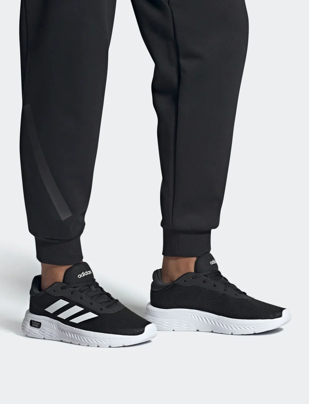 adidas Sportswear - CLOUDFOAM COMFY - låga sneakers - cblack/ftwwht/cblack - 0
