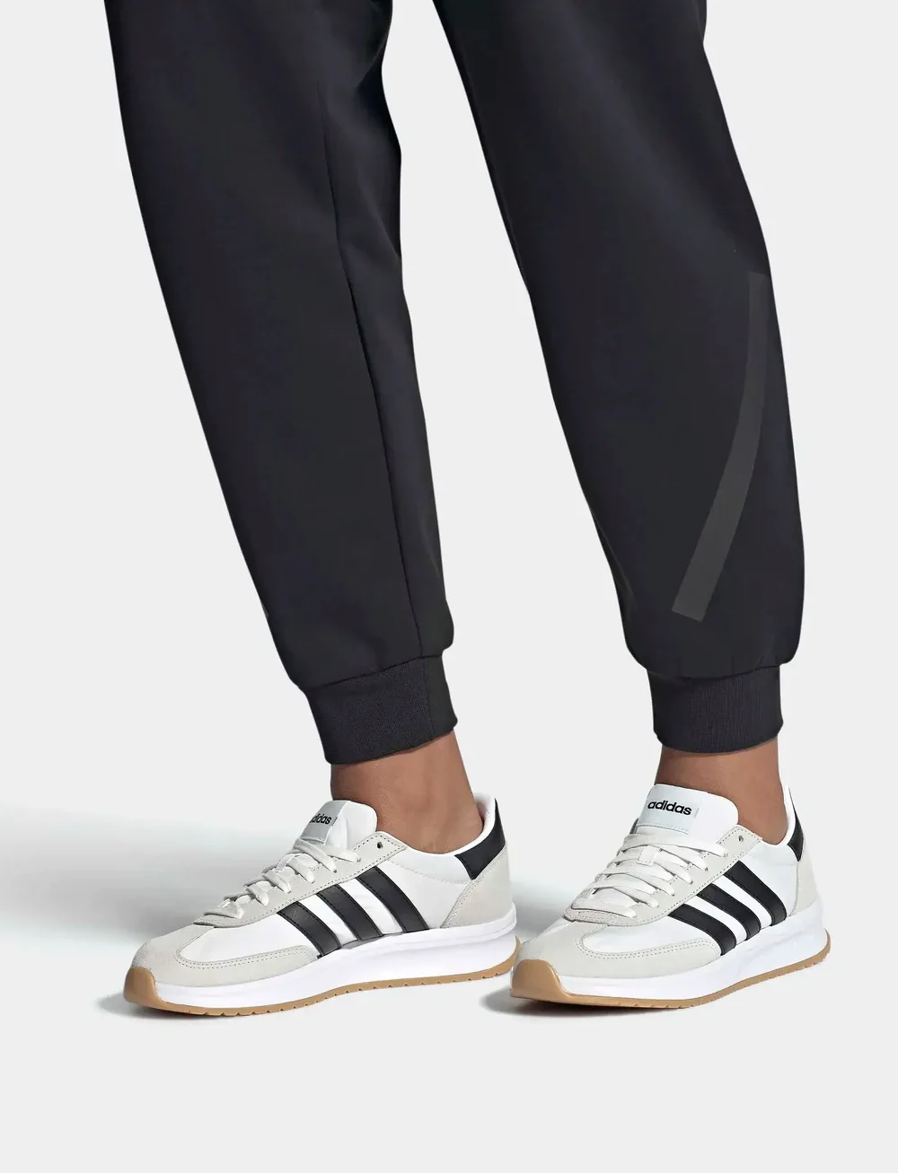 adidas Sportswear - RUN 70s 2.0 - niedriger schnitt - ftwwht/cblack/greone - 0