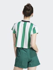 adidas Sportswear - W TIRO CRO T - navel shirts - cgreen/white - 3