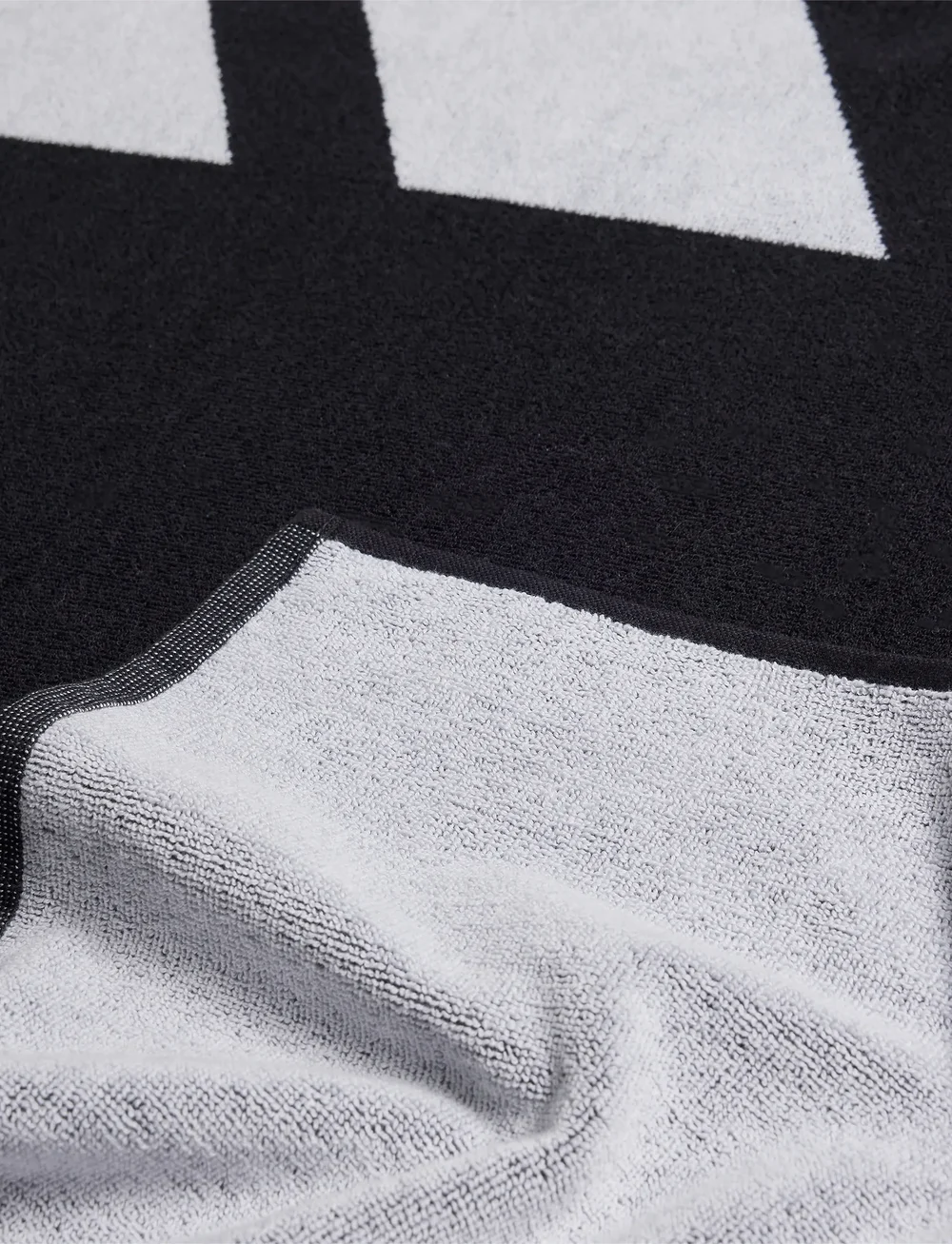 adidas Sportswear - 3BAR TOWEL LARG - handtücher - black/white - 2