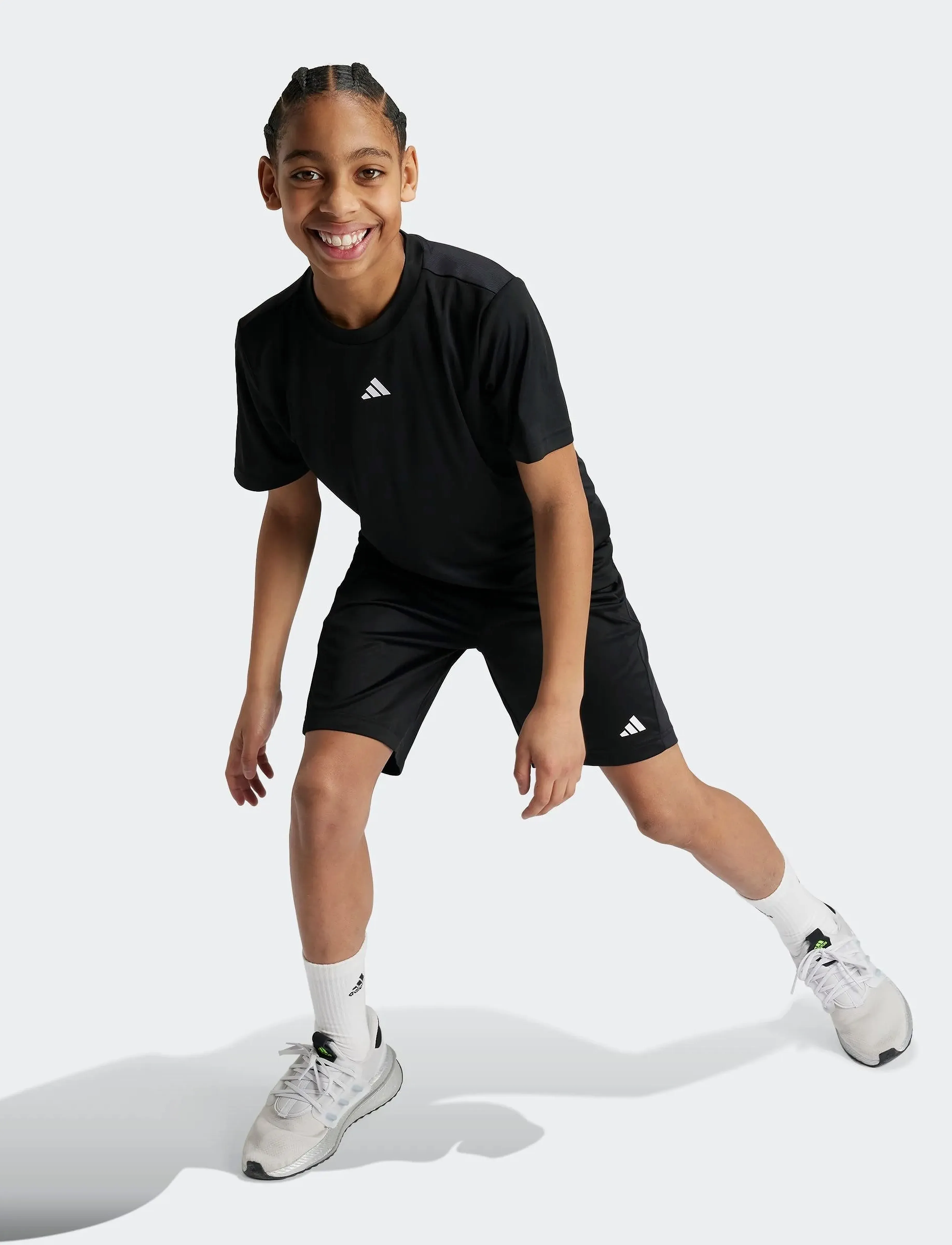 adidas Sportswear J Tr-Es T, 140, T-shirts, Schwarz - Short-sleeved, Kinder