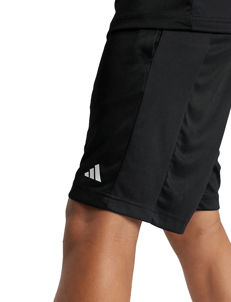 adidas Sportswear - J TR-ES SH - sweatshorts - black/white - 4