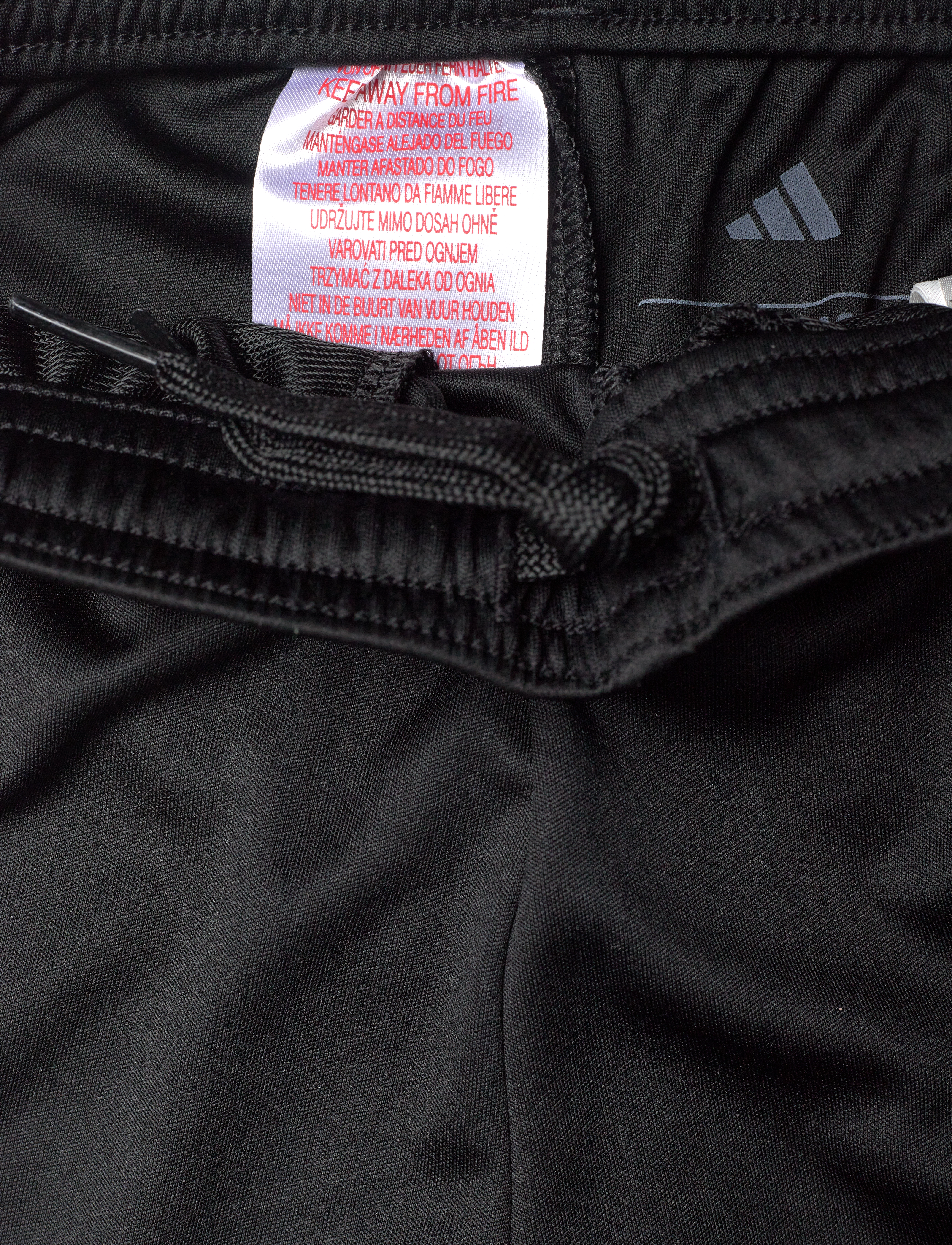 adidas Sportswear - J TR-ES SH - sweatshorts - black/white - 5