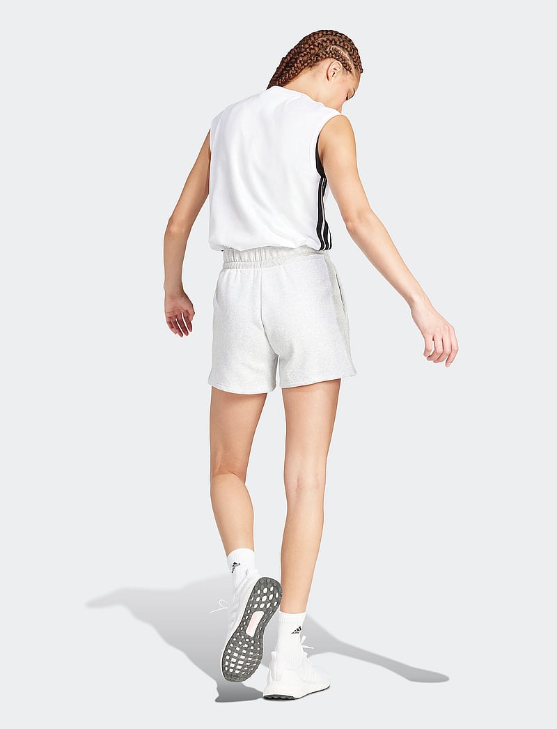 adidas Sportswear - W SL FC SHO - apakšējais apģērbs - lgreyh/white - 4