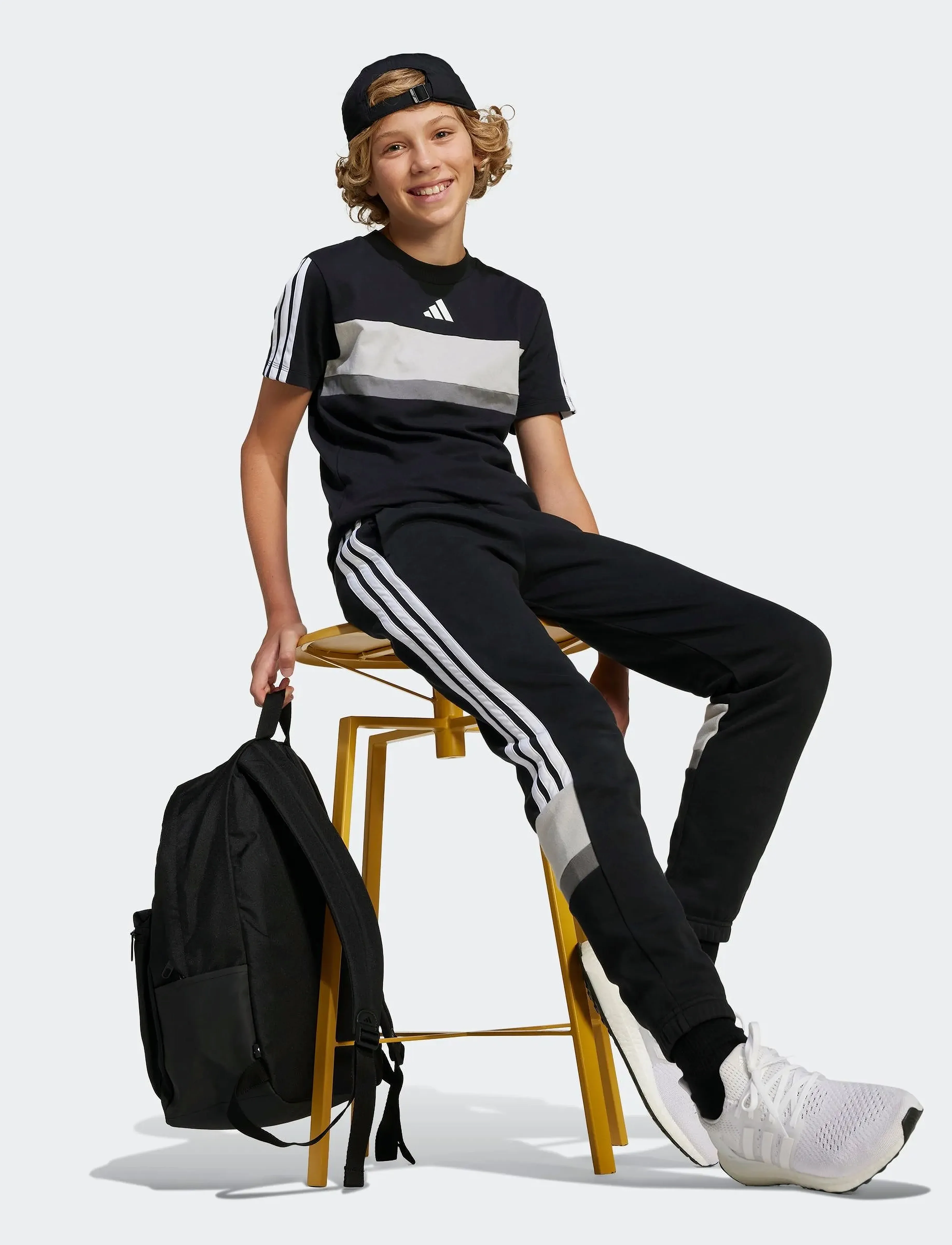 adidas Sportswear - J 3S TIB T - short-sleeved t-shirts - black/white - 0