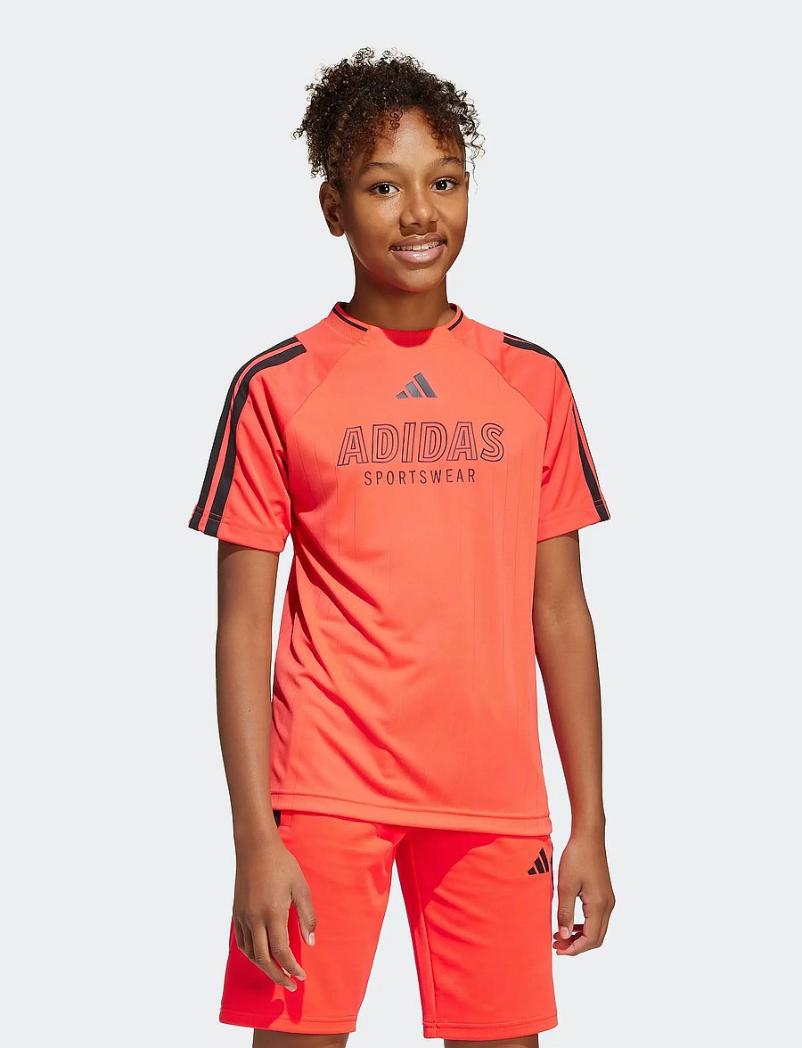 adidas Sportswear - J HOT TEE - sportoberteile - lucred/black - 0