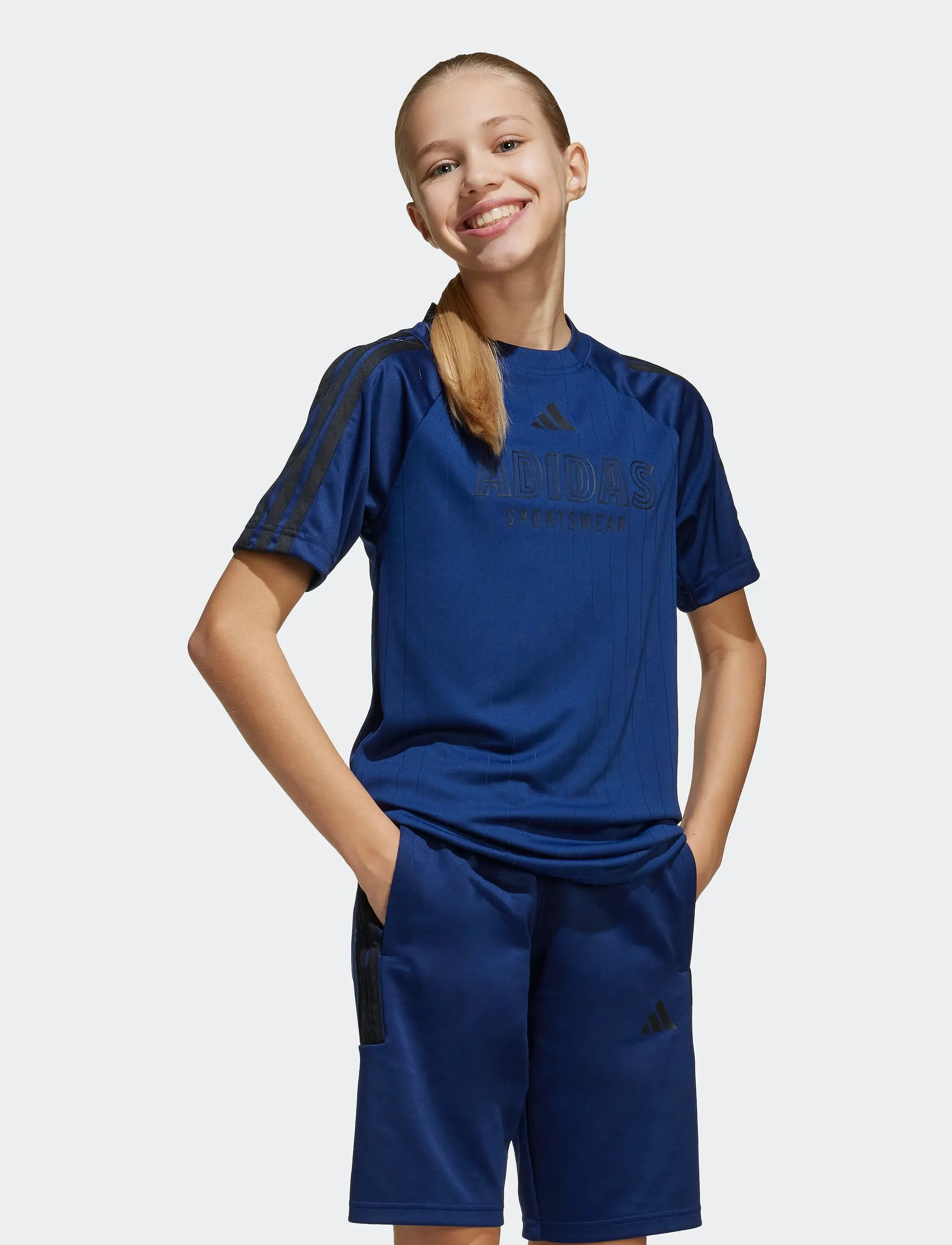 adidas Sportswear - J HOT TEE - sportoberteile - dkblue/black - 5