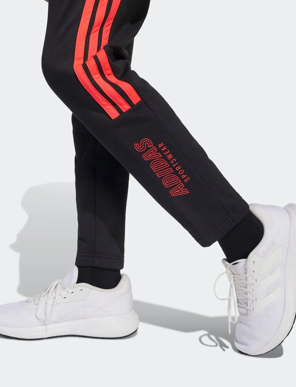 adidas Sportswear - J HOT FL PT - trainingshosen - black/lucred - 5