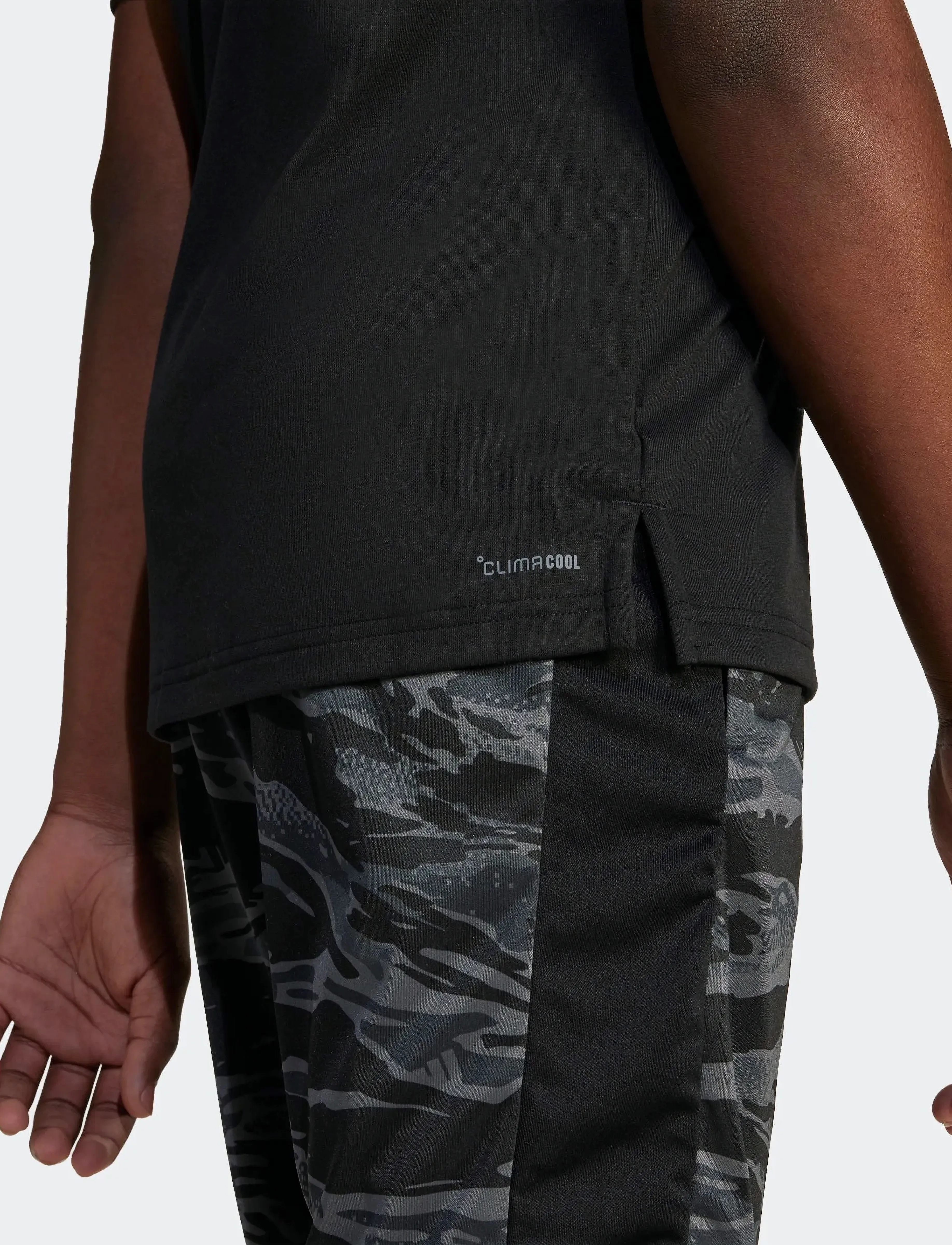 adidas Sportswear - J  TR-ES CAM TE - black - 5