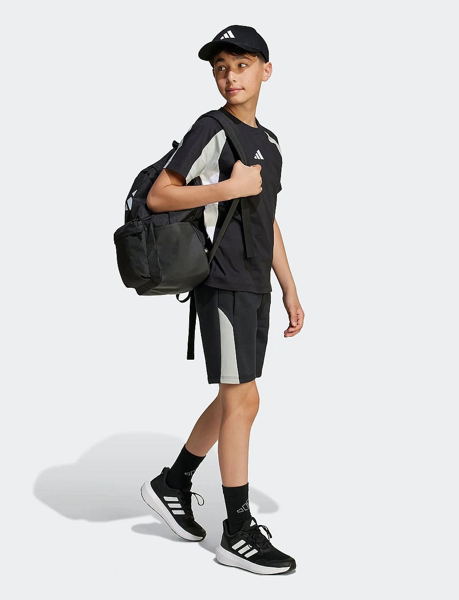 adidas Sportswear - J CB T - kurzärmelig - black/wonsil/white - 0