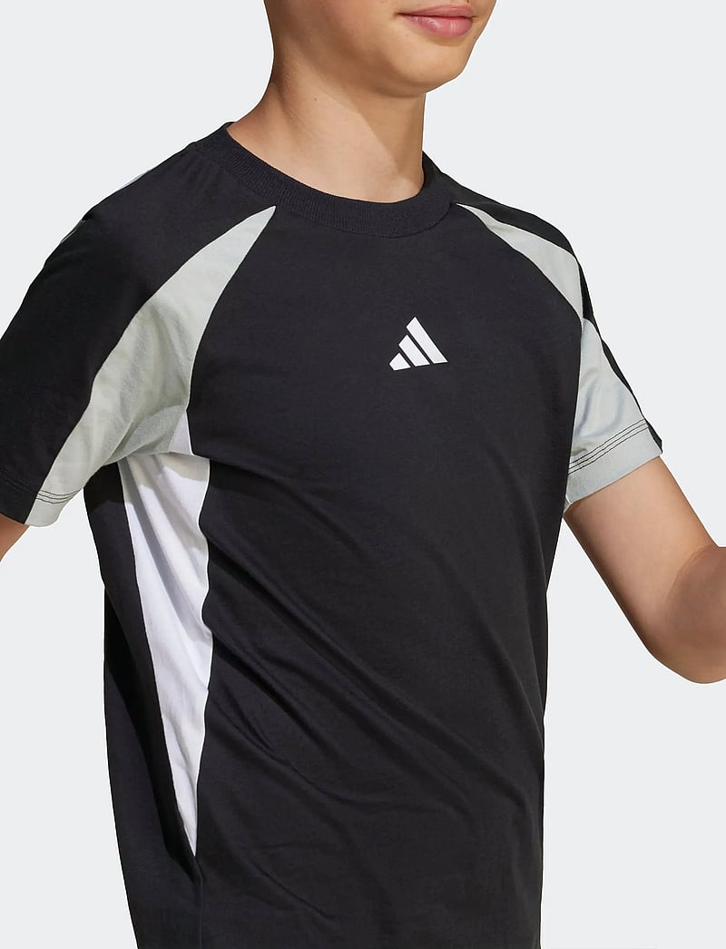 adidas Sportswear - J CB T - t-krekli ar īsām piedurknēm - black/wonsil/white - 5