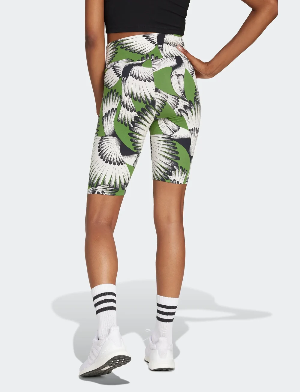 adidas Sportswear - FARM BIKE SHORT - freizeit shorts - crewht/cregrn/black - 3