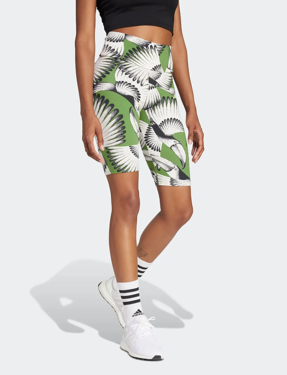 adidas Sportswear - FARM BIKE SHORT - freizeit shorts - crewht/cregrn/black - 4