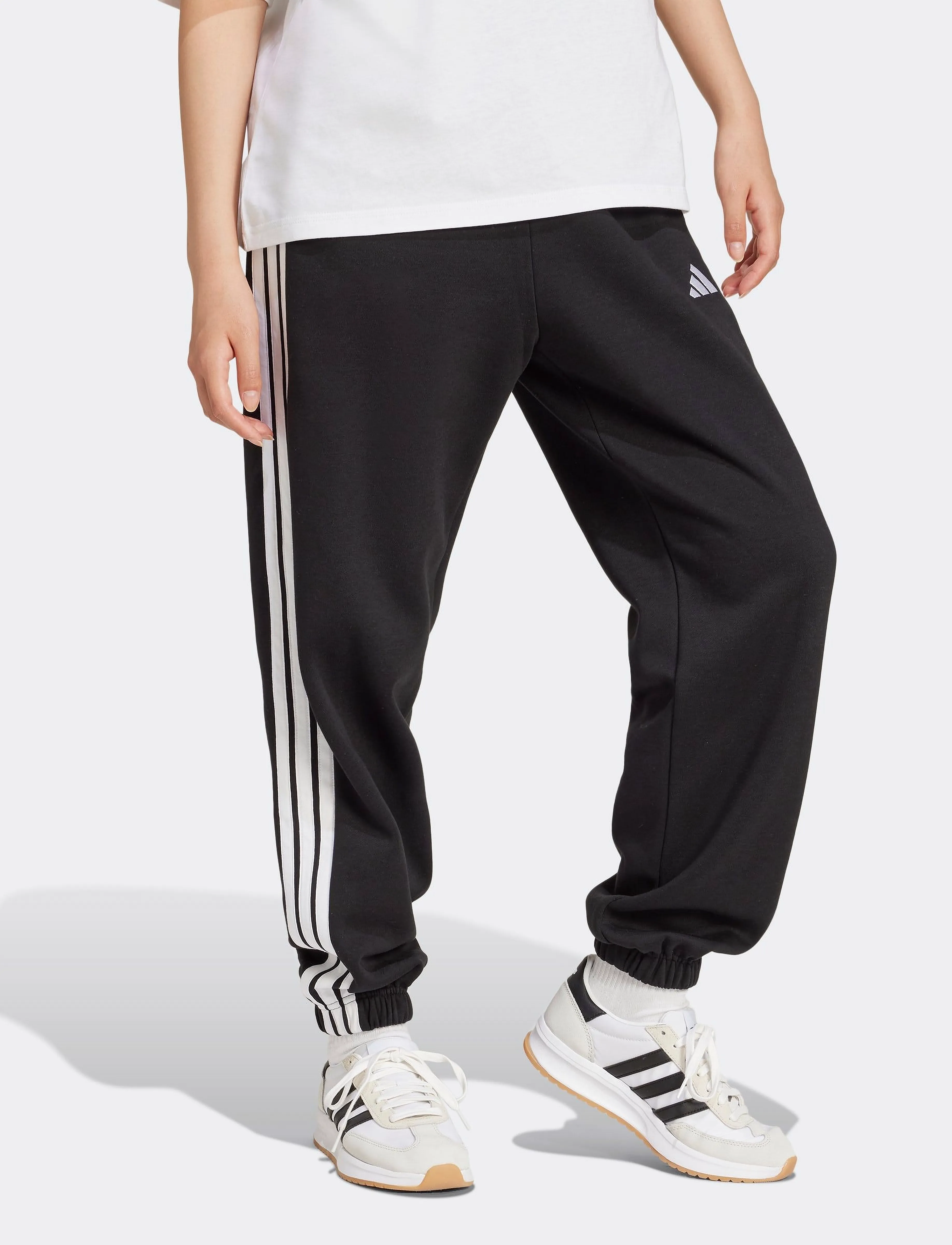 adidas Sportswear - W 3S FL C PT - trainingshosen - black/white - 3