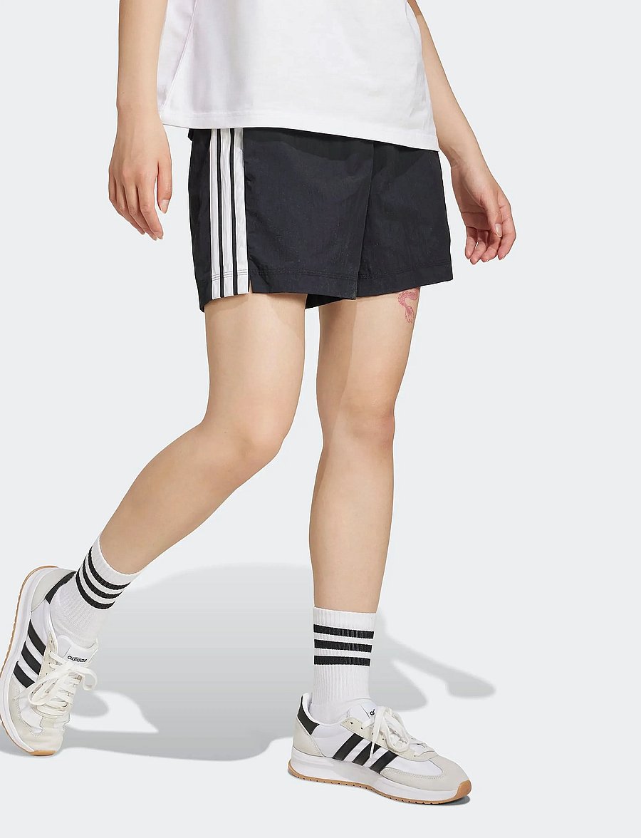 adidas Sportswear - W 3S WV SHO - freizeit shorts - black/white - 0