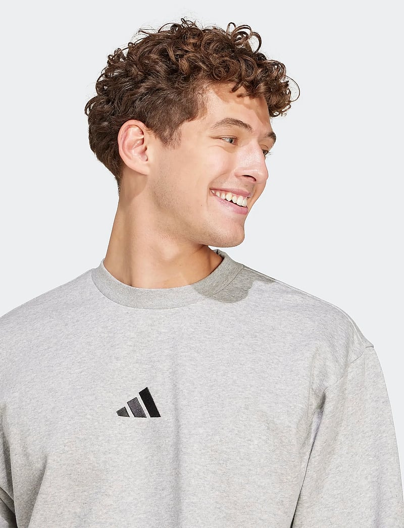 adidas Sportswear M Feelcozy Swt (Mgreyh/black) – 274.45 kr – Booztlet.com