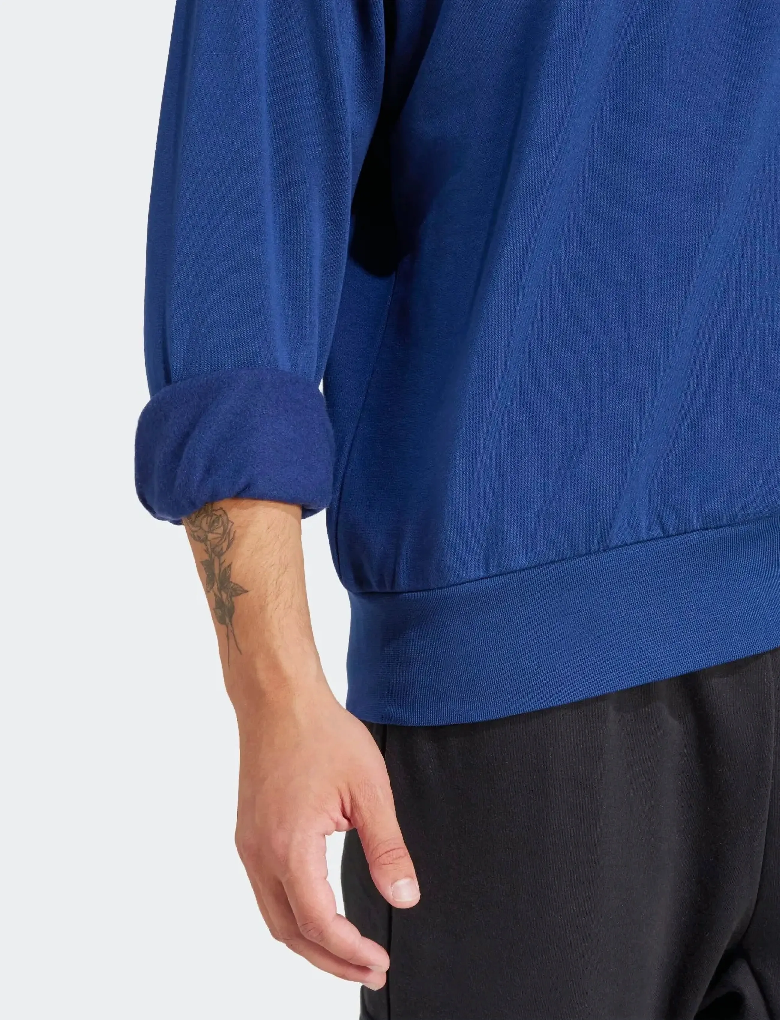 adidas Sportswear - M FEELCOZY SWT - tops - dkblue/white - 2