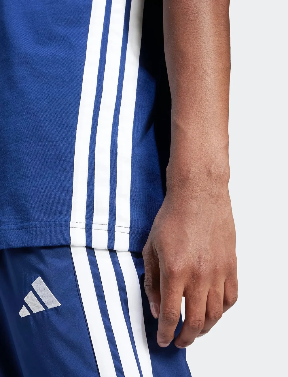 adidas Sportswear - M 3S SJ T - oberteile & t-shirts - dkblue/white - 5