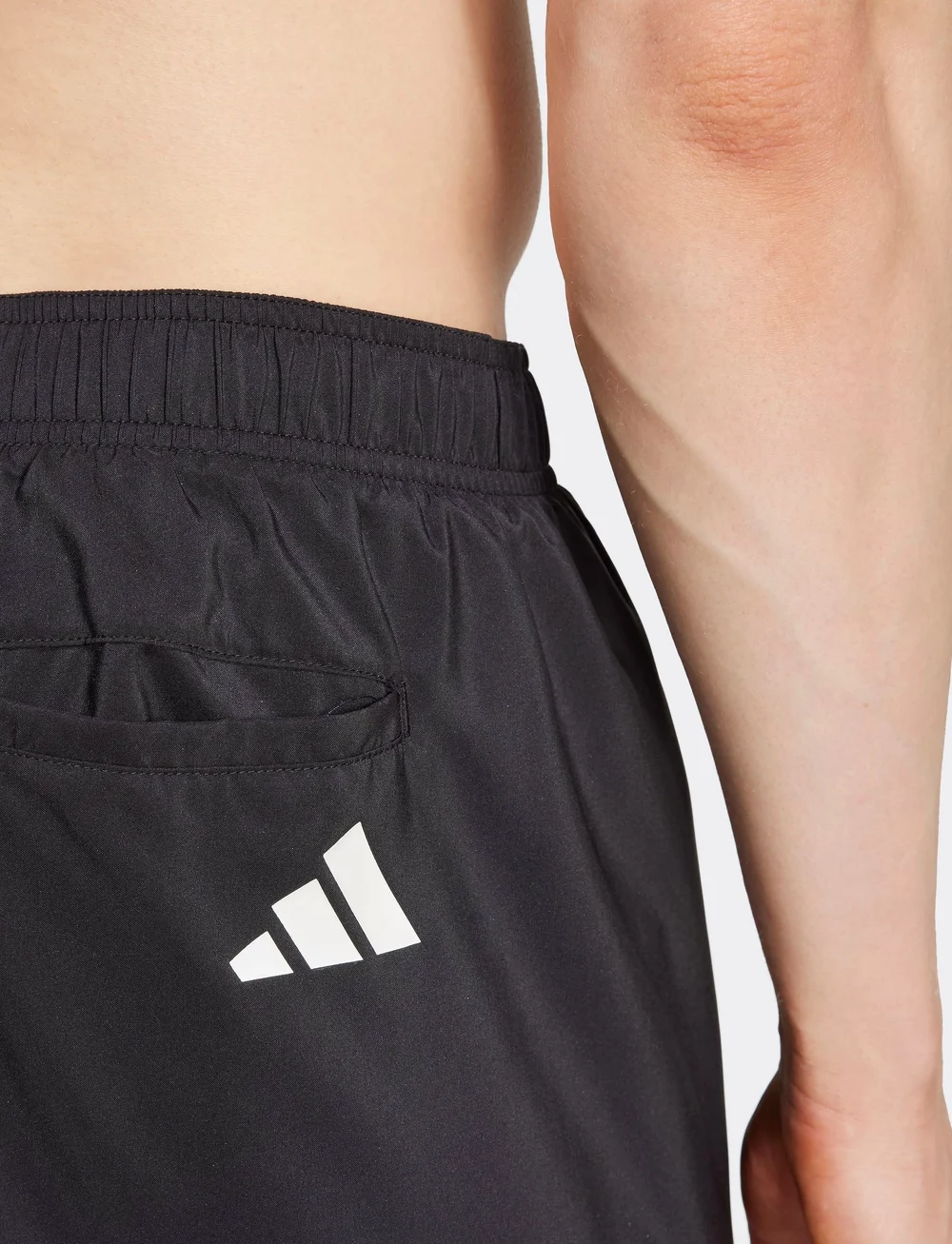 adidas Sportswear - ICON 3S SH 8IN - lühikesed ujumispüksid - black/white - 2