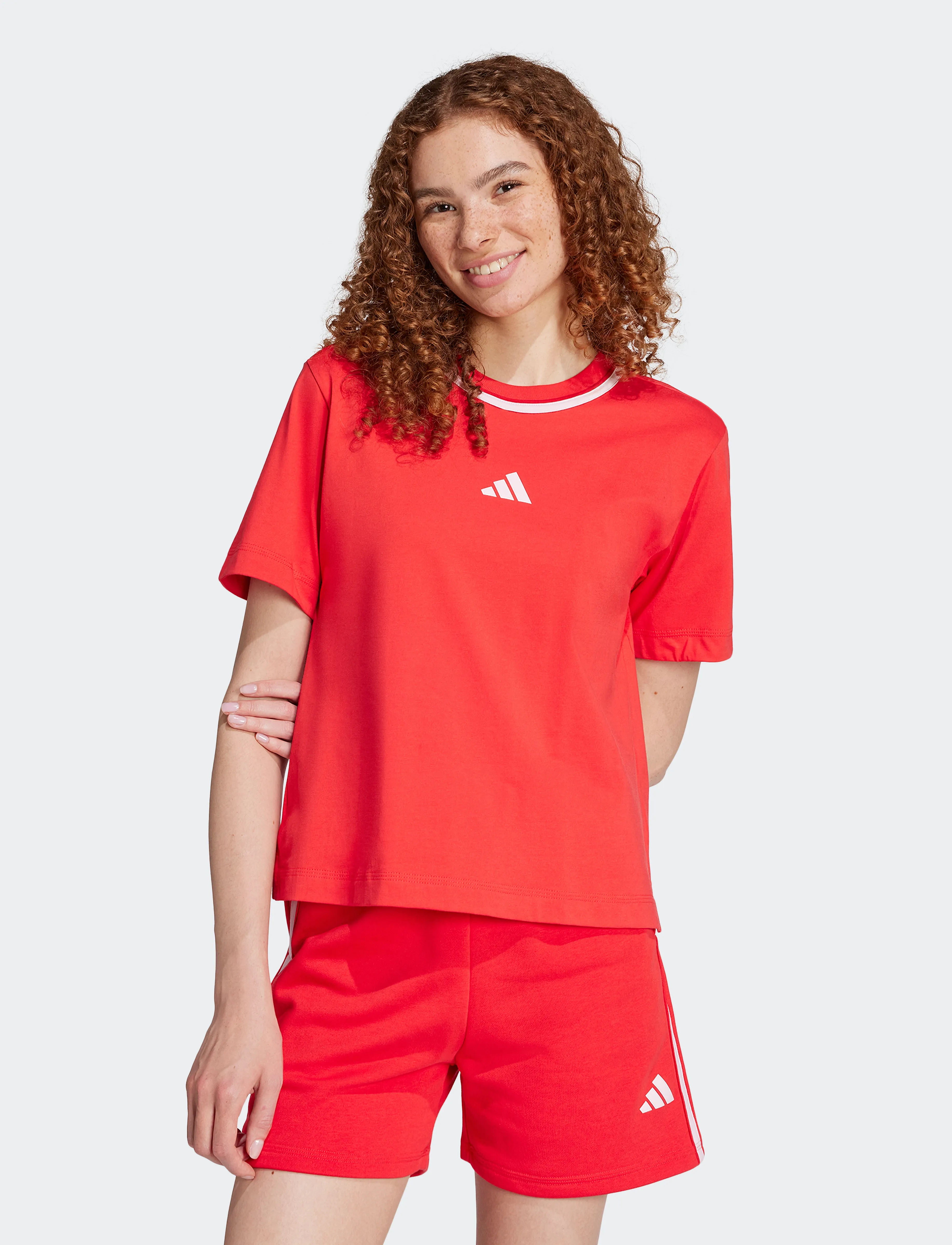 adidas Sportswear W CB T - T-Shirts - PURRUB / red