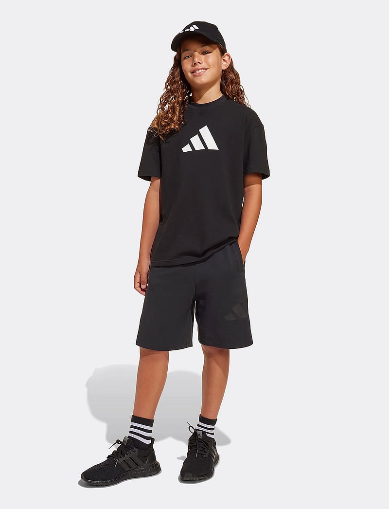 adidas Sportswear - J FI LOGO SHORT - sporta šorti - black/black - 0