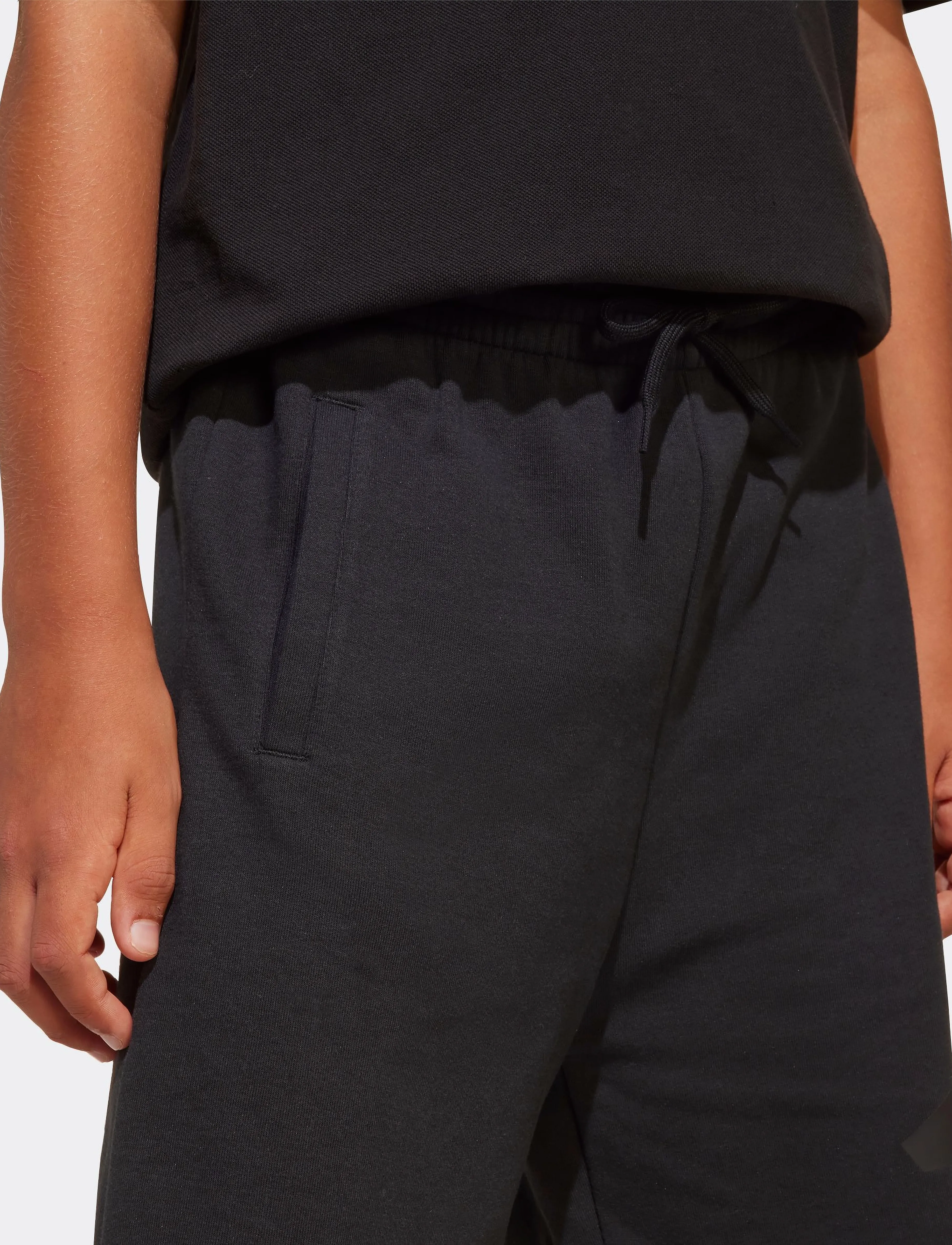 adidas Sportswear - J FI LOGO SHORT - black/black - 3