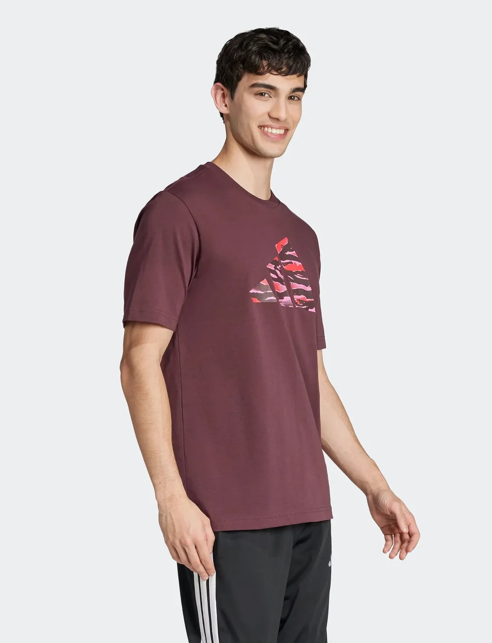 adidas Sportswear - M C CAMO LOGO T - t-shirts - aurrub - 0