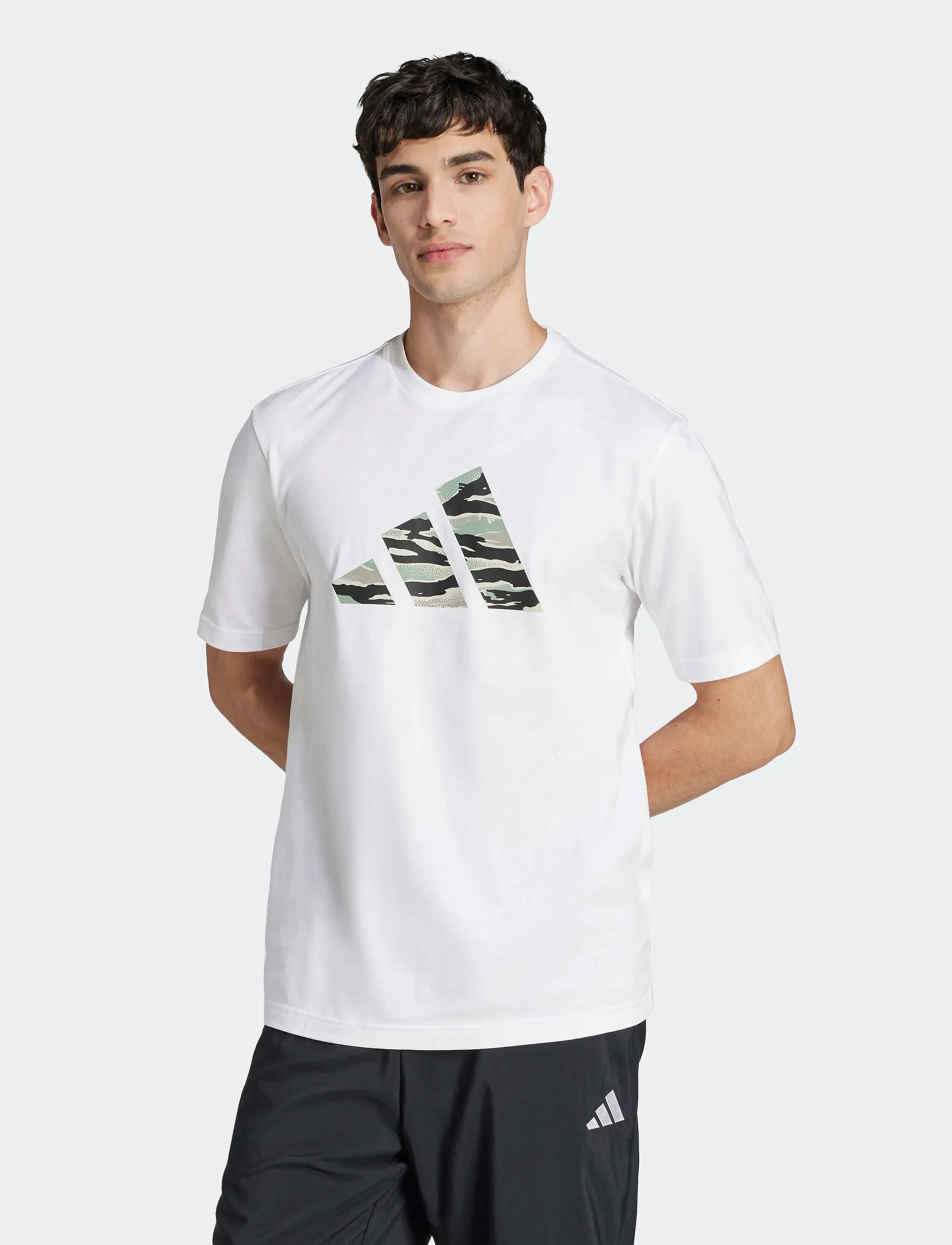 adidas Sportswear - M C CAMO LOGO T - white - 4