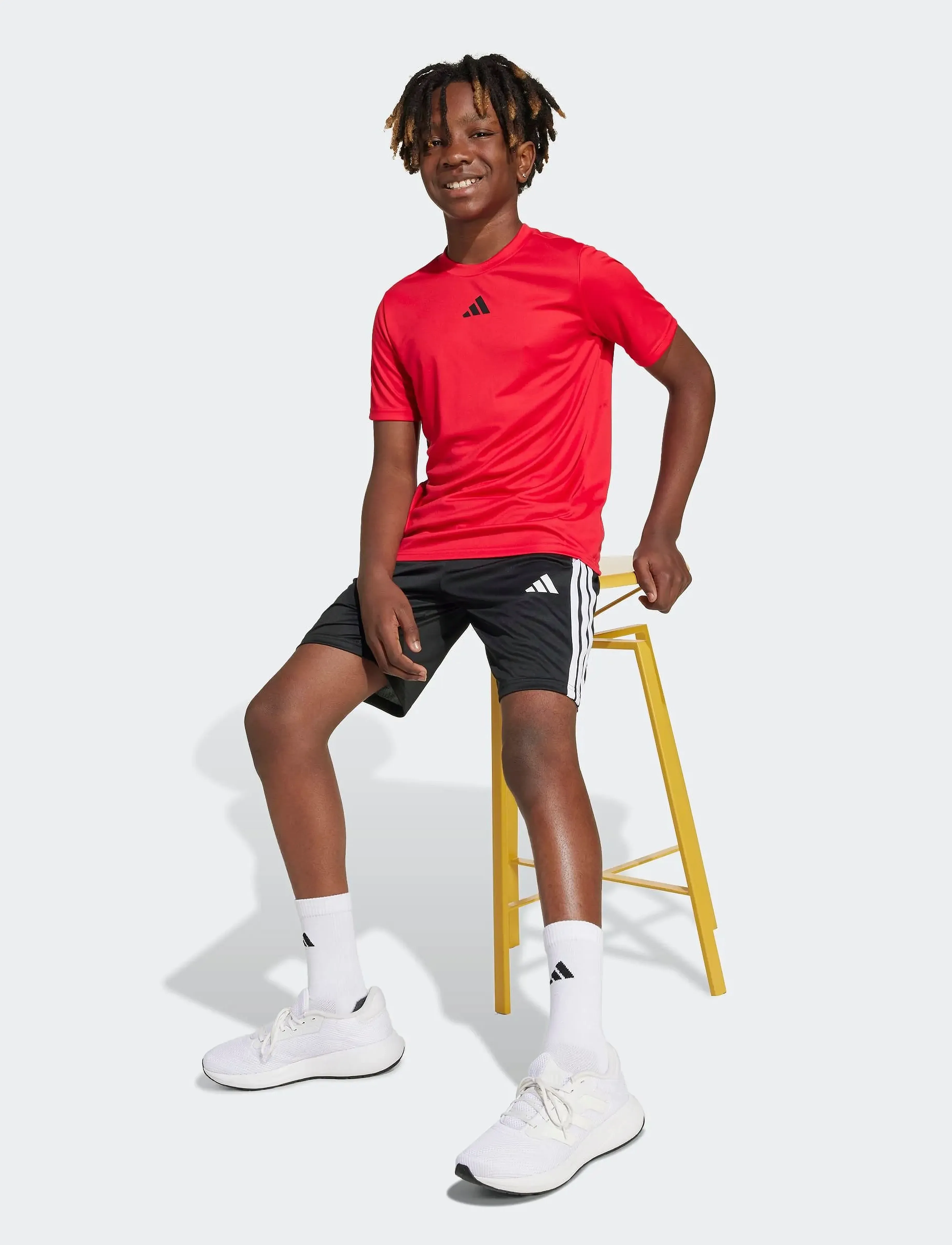 adidas Sportswear J TR-ES 3S SET - Lühikeste varrukatega t-särkide komplektid - PURRUB/BLACK / red