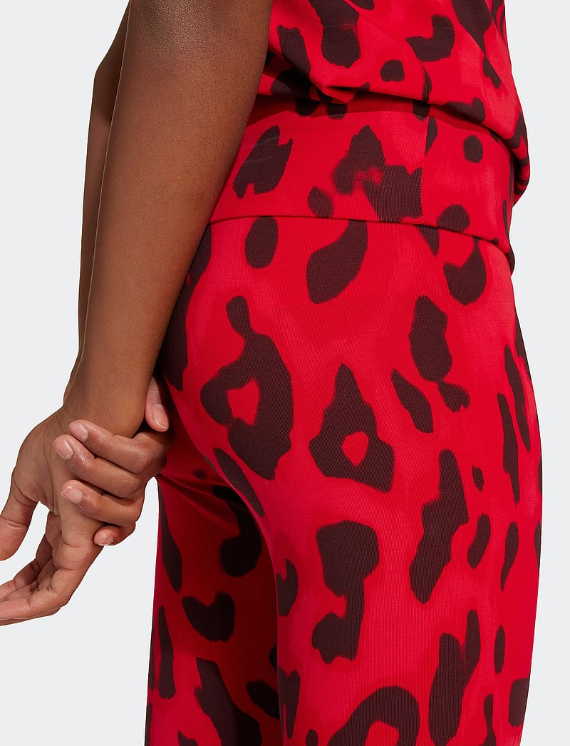 adidas Sportswear - JG FI AOP 7/8LE - retuusid - purrub/betsca/aurrub/ - 4