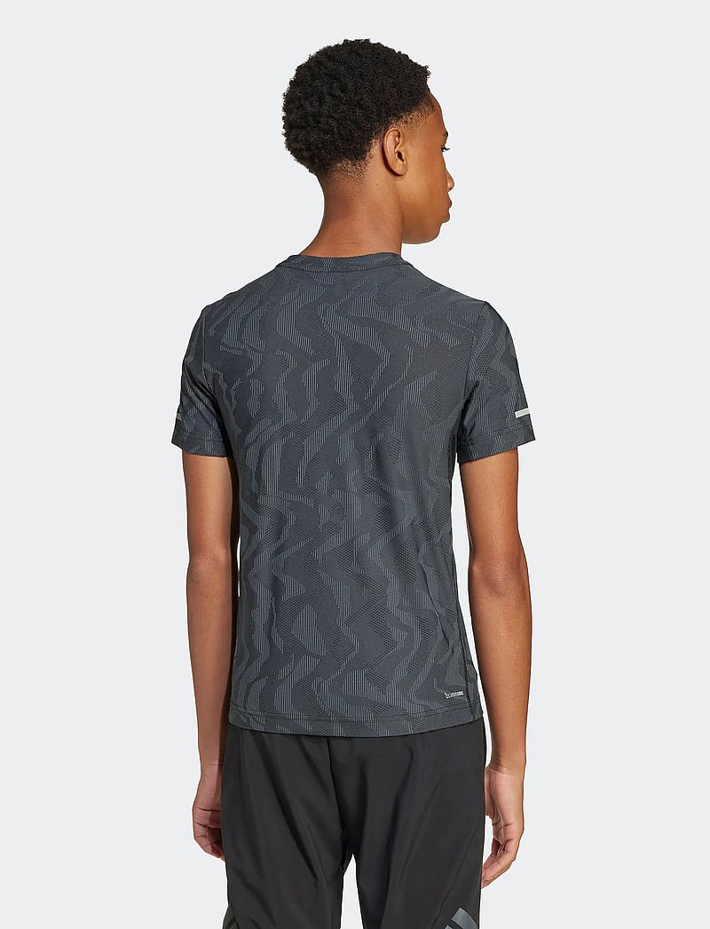 adidas Sportswear - J PP TEE - sporta topi - black/refsil - 3