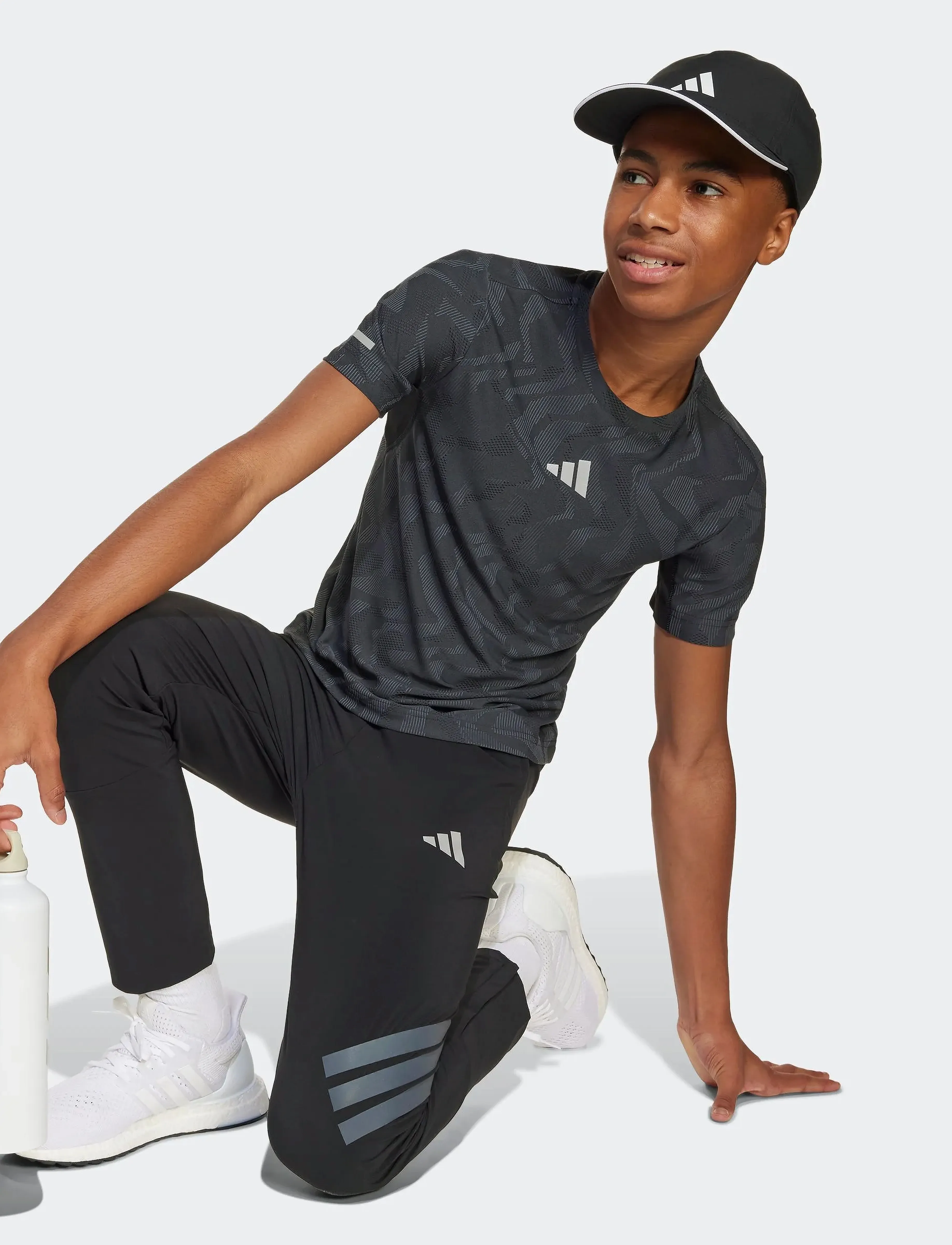 adidas Sportswear - J PP TEE - sportoberteile - black/refsil - 5