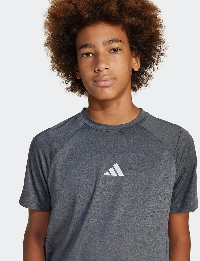 adidas Sportswear - J GT PZ TEE - sportoberteile - black/grethr/refsil - 5