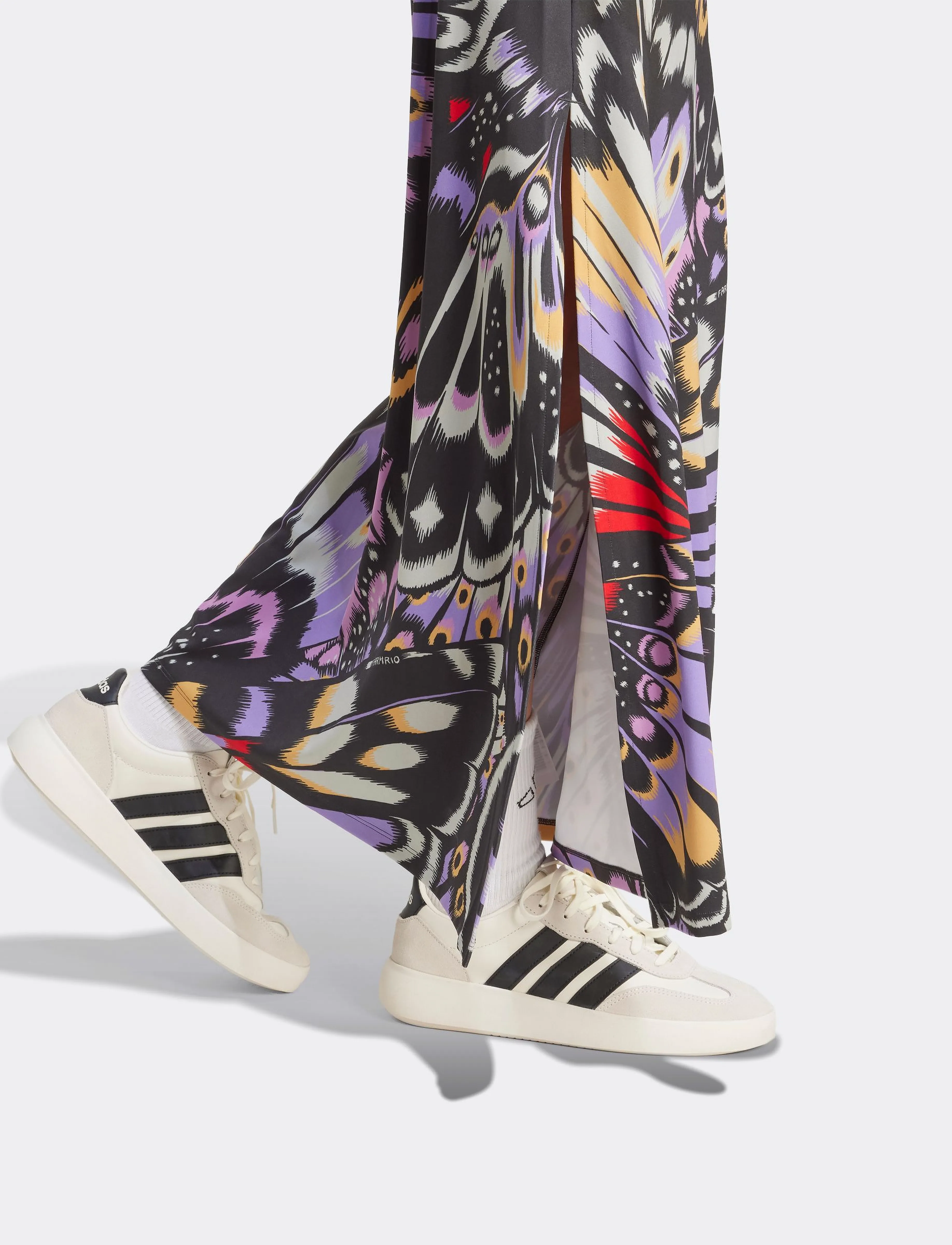 adidas Sportswear - FARM PRM DRESS - kleider & röcke - black/prepur/lusred - 3