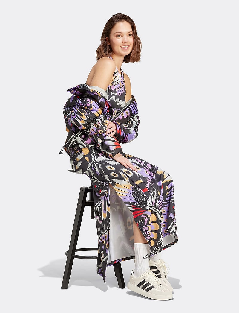 adidas Sportswear - FARM PRM DRESS - klänningar & kjolar - black/prepur/lusred - 4