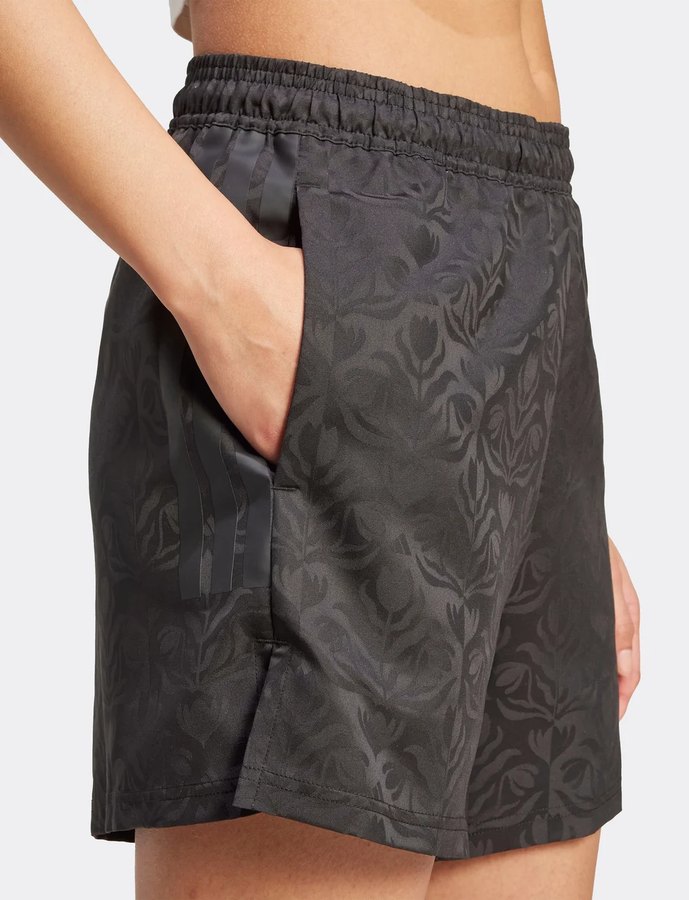 adidas Sportswear - W TIRO Q3 SH - shorts - black - 2
