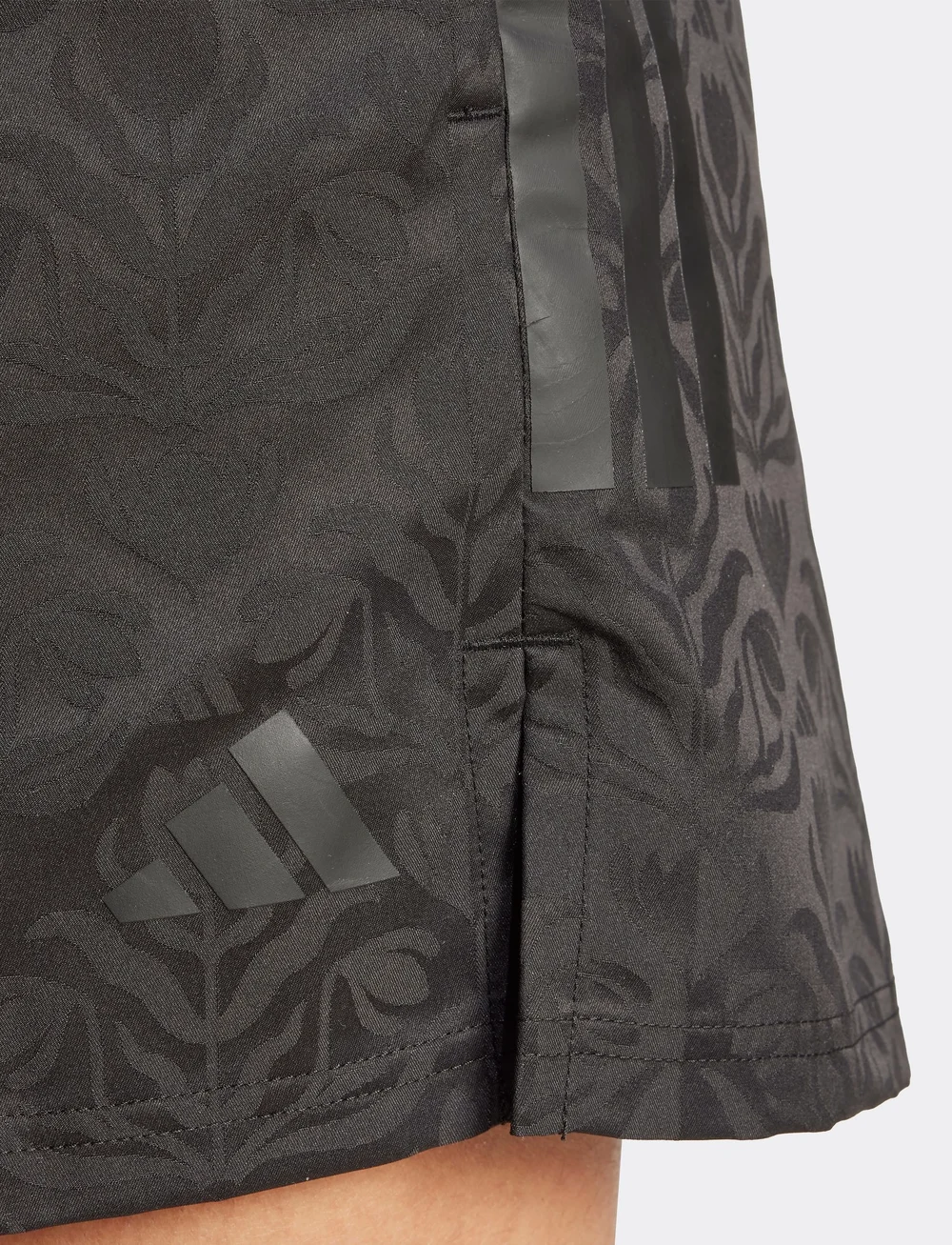 adidas Sportswear - W TIRO Q3 SH - shorts - black - 5