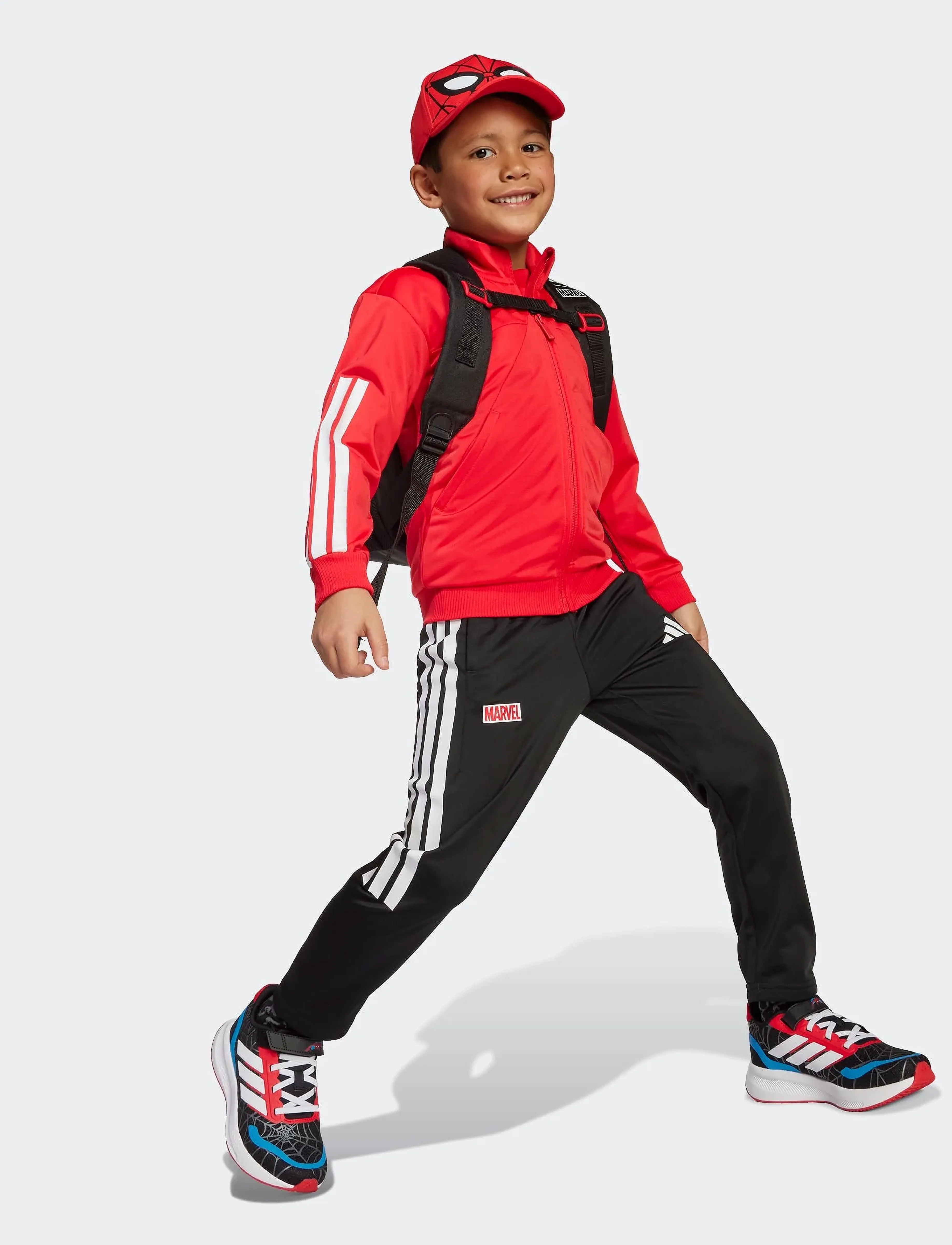 adidas Sportswear Lk Mrvl Sm Ts (ASRJM0809) - Tracksuits - Boozt.com